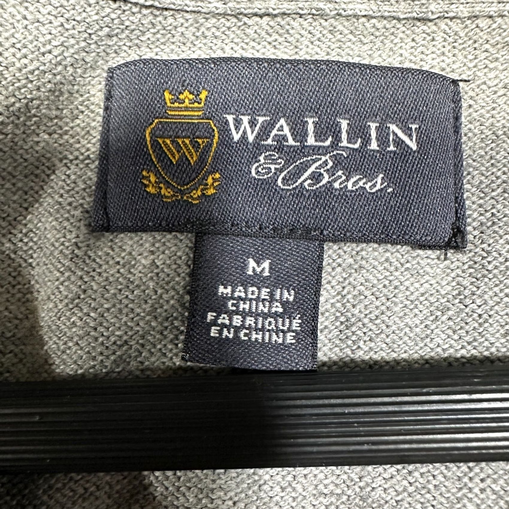 Banana Republic Banana Republic Sweater Mens M Gray Cashmere Cotton Pullover Rib Hem V-Neck Ribbed Cuffs Classic Modern Knit Pullover Fall Winter Casual Business Size US M / EU 48-50 / 2 - 5 Thumbnail