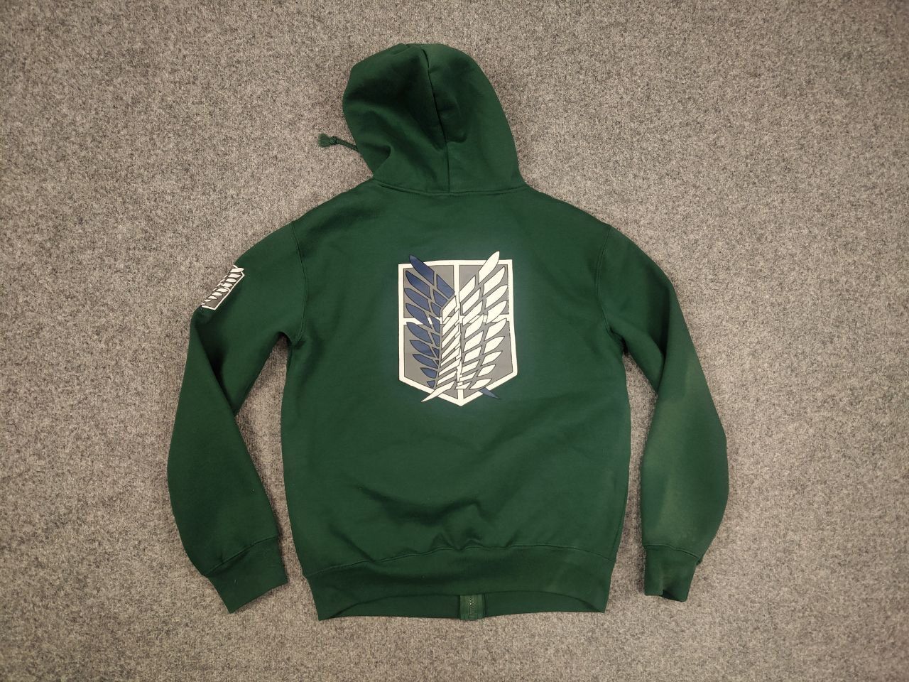 Anime Vintage Attack On Titan Anime Movie Game Zip Logo Hoodie Size US M / EU 48-50 / 2 - 10 Thumbnail