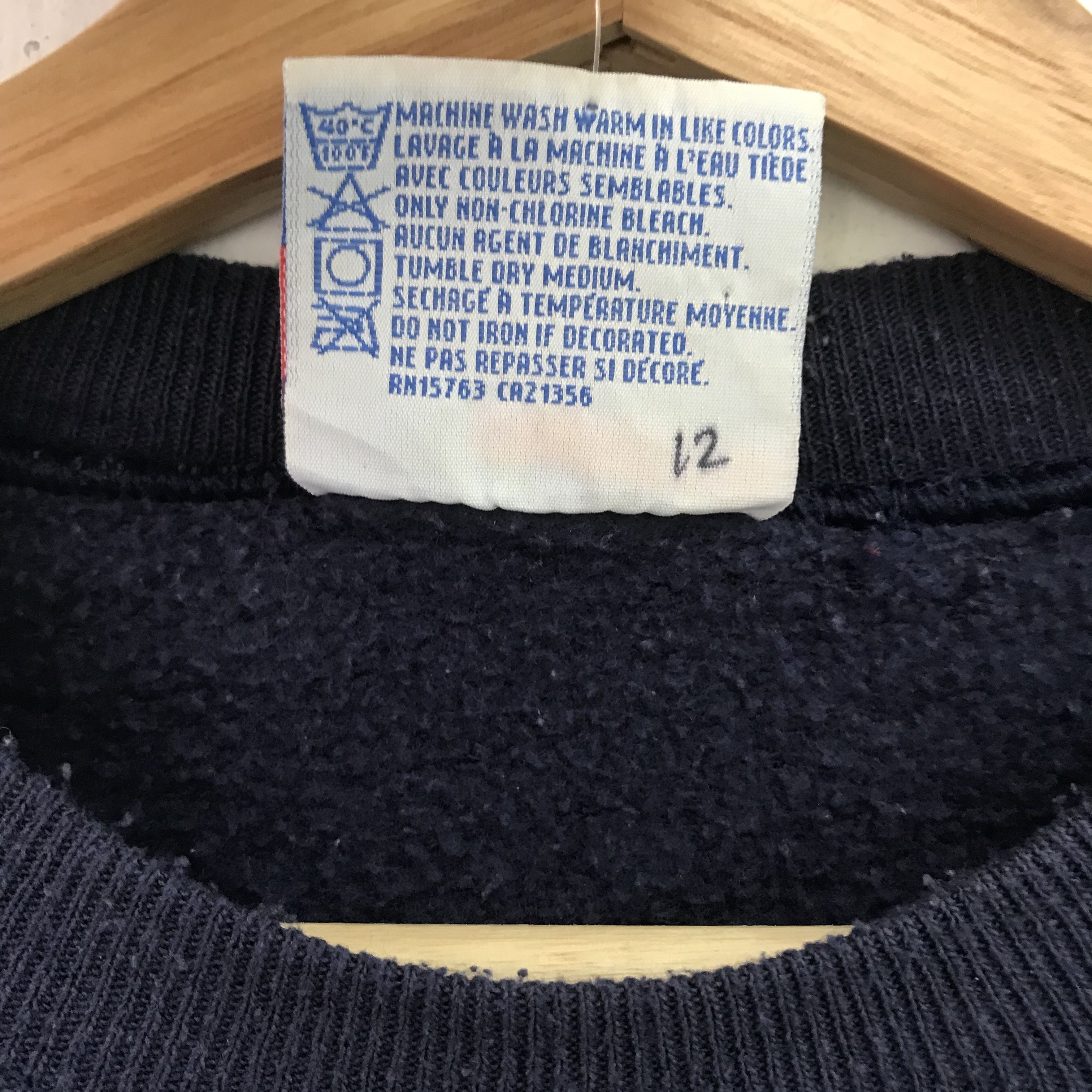 Vintage vintage hanes sweatshirt - 639 Size US L / EU 52-54 / 3 - 7 Thumbnail