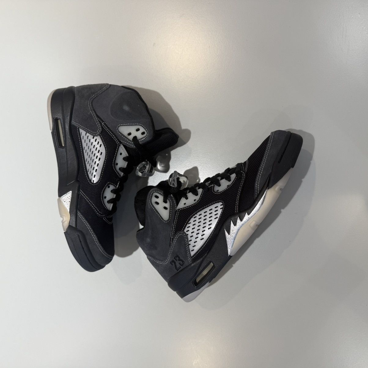 Jordan Brand Air Jordan 5 Retro Anthracite Size US 7.5 / EU 40-41 - 4 Thumbnail