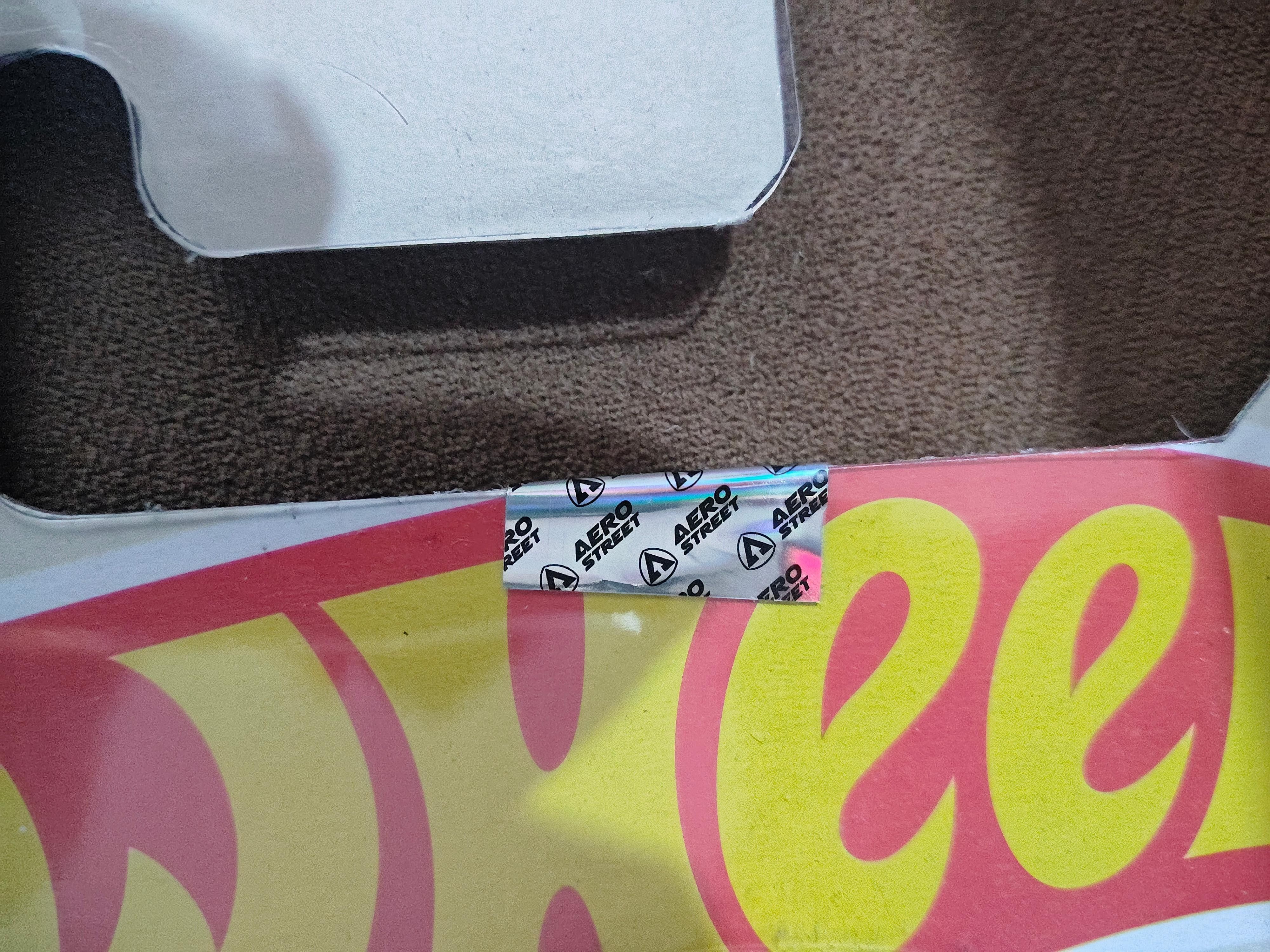 Vintage Aerostreet x Hot Wheels™ Limited Edition | Official Licensed Size US 10.5 / EU 43-44 - 9 Thumbnail