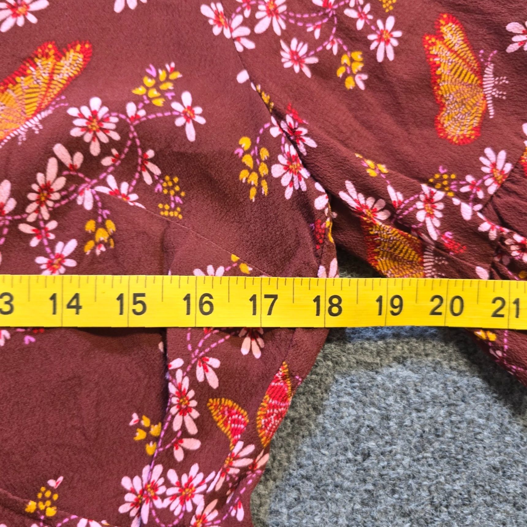 Madewell Madewell Top Womens Size 4 Brown Butterfly Peplum Cropped V Neck Boho Casual Shirt Ladies Regular Short Sleeve Capes? Size S / US 4 / IT 40 - 5 Thumbnail