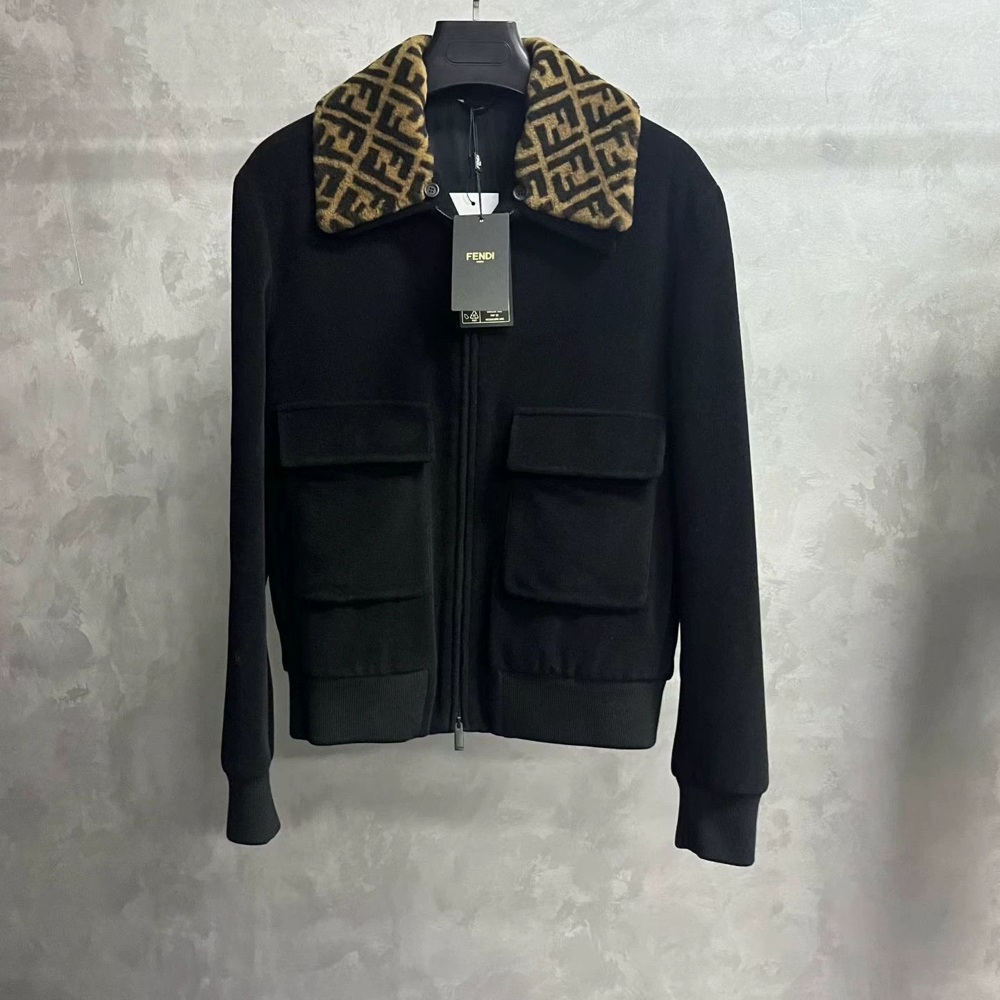 black detachable collar long sleeve jacket