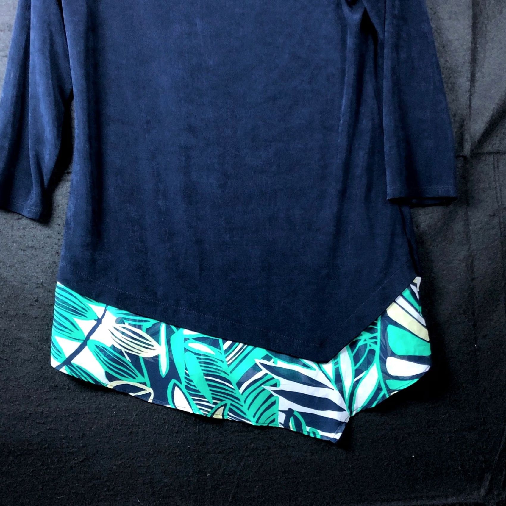 Vintage Chicos Travelers Women Blouse Blue 3/4 Sleeve Asymmetrical Hem Tunic Stretch S Regular Casual Workwear Travel Wedding Size S / US 4 / IT 40 - 3 Thumbnail