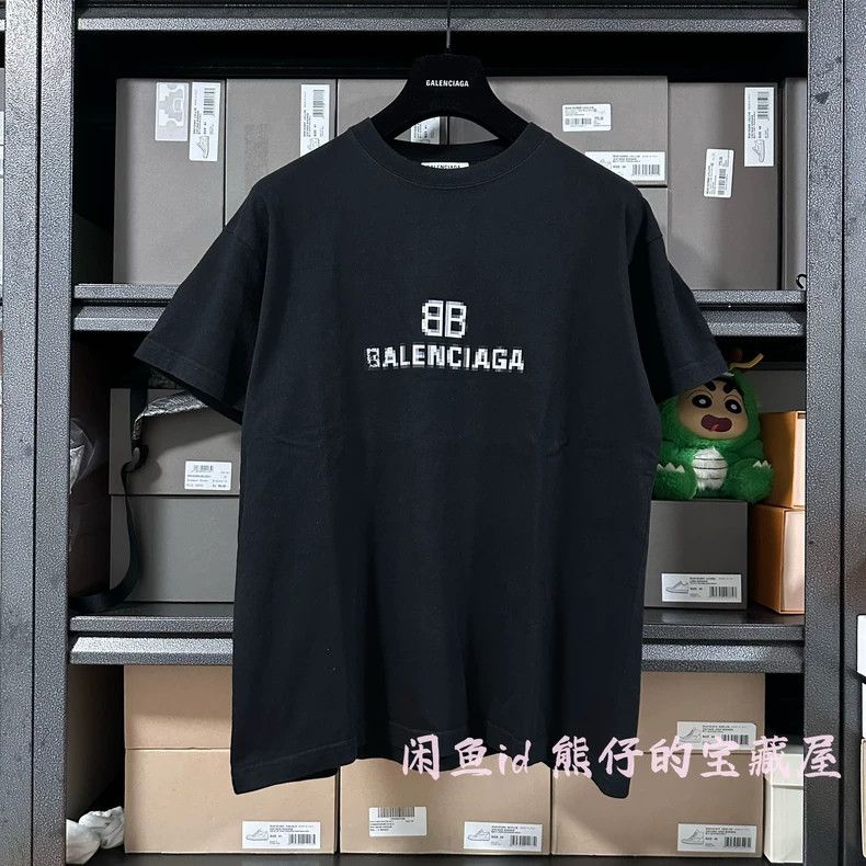 Balenciaga Balenciaga Mosaic fuzzy Logo BB letter short sleeve T-shir Size US M / EU 48-50 / 2 - 1 Thumbnail