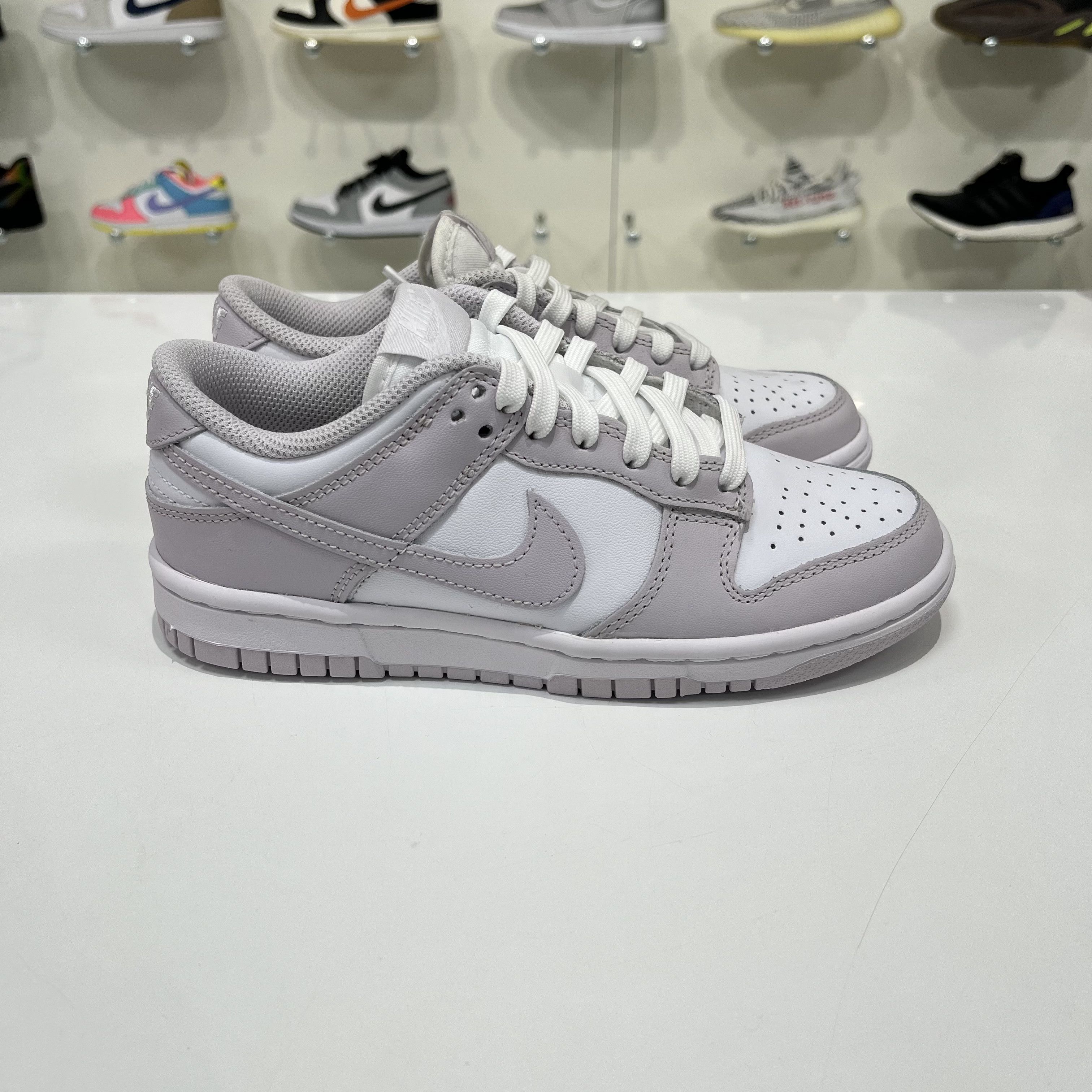 Nike Nike Dunk Low Venice (W) Size US 5 / IT 35 - 4 Thumbnail