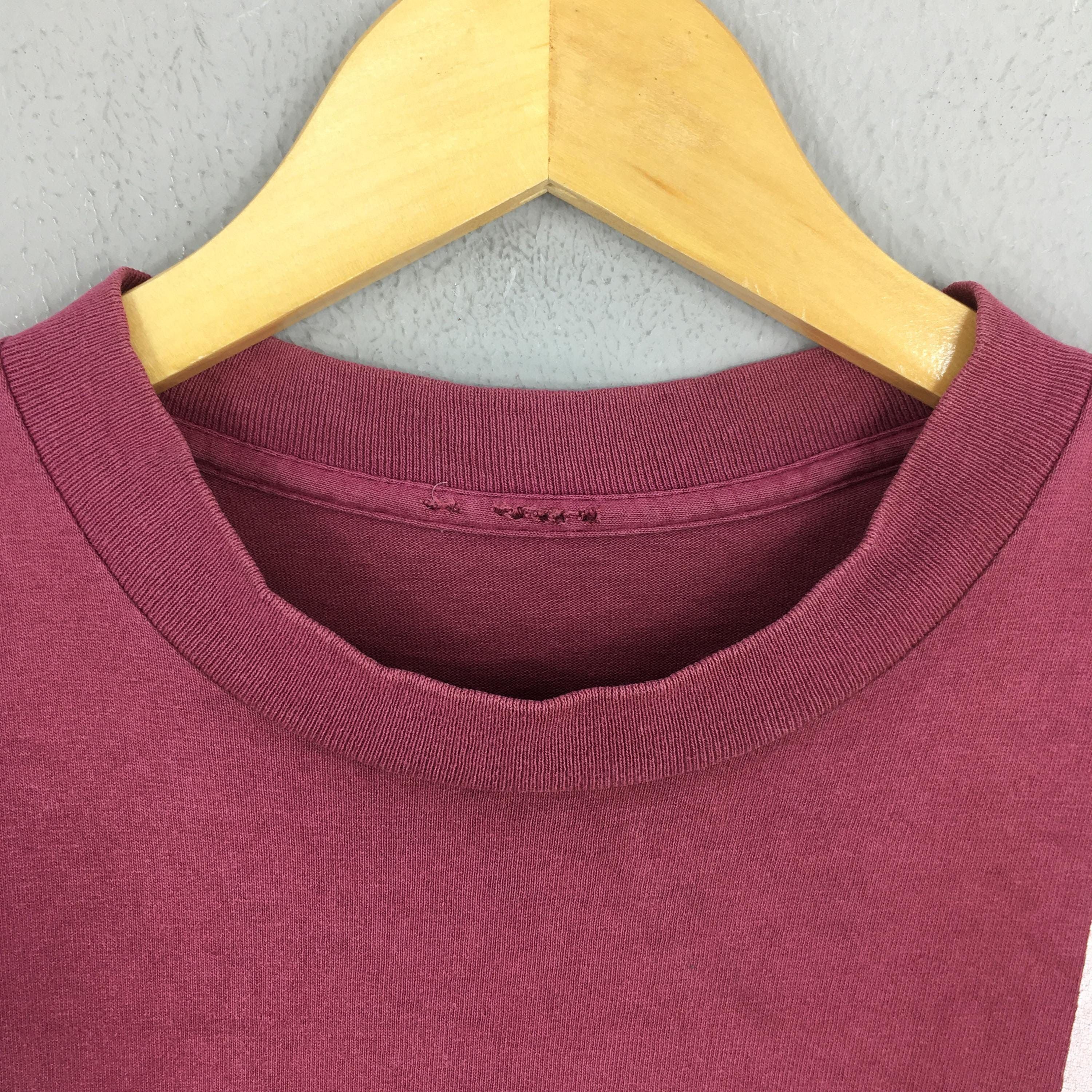 Vintage Vintage 90s Grind Inc. Skateboard Red T shirt Small Size US S / EU 44-46 / 1 - 4 Thumbnail