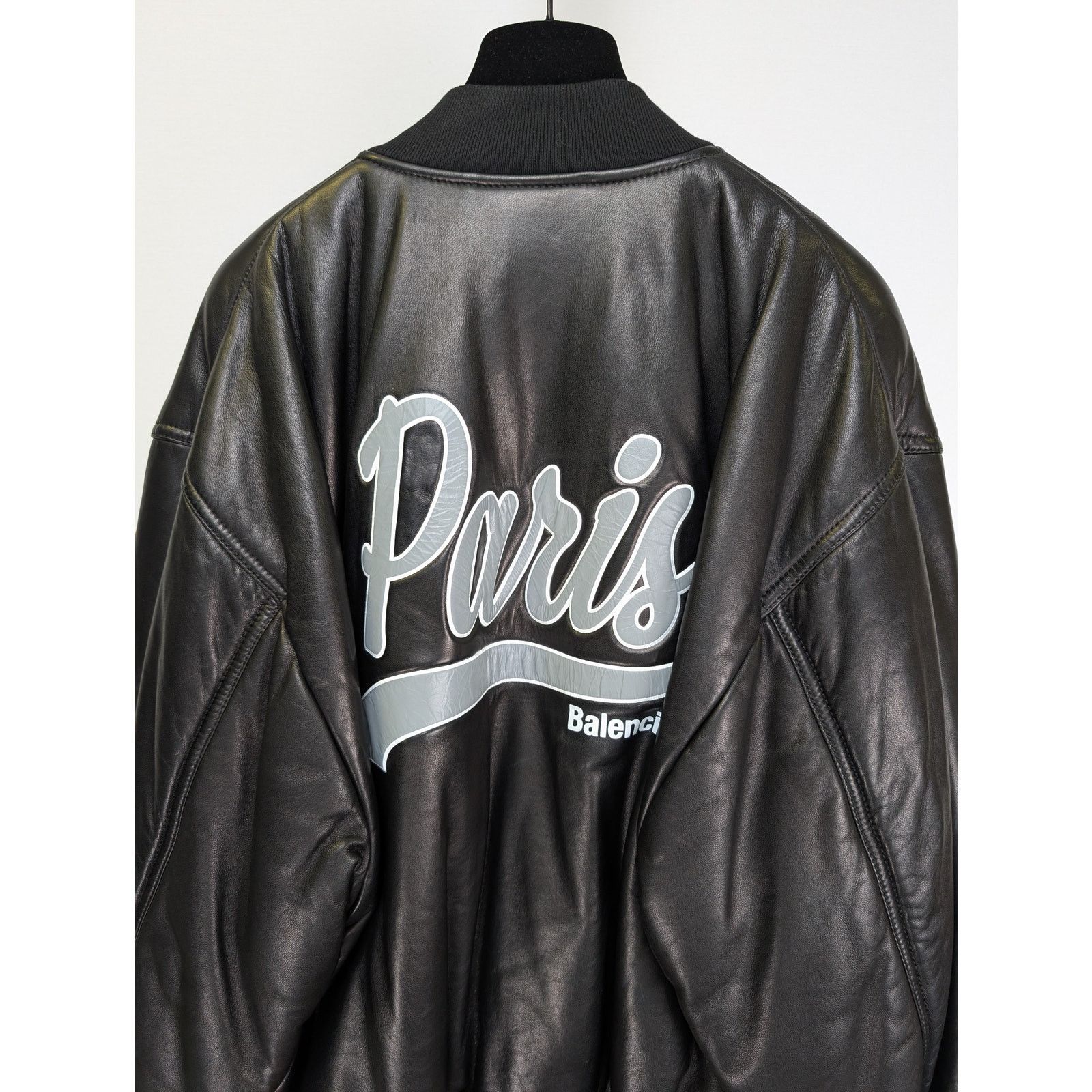 Balenciaga o1rshd1 Back Logo Leather Down Jacket in Black Size US L / EU 52-54 / 3 - 14 Thumbnail