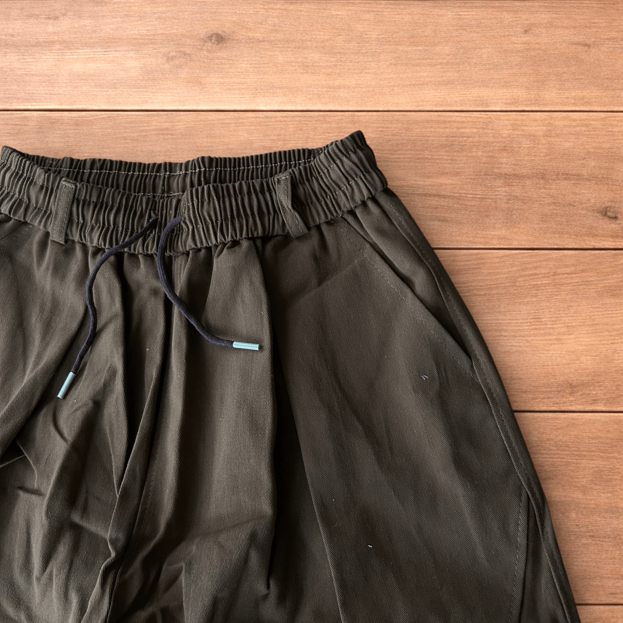Japanese Brand Super baggy wide leg cargo trousers in brown. Size US 32 / EU 48 - 3 Thumbnail