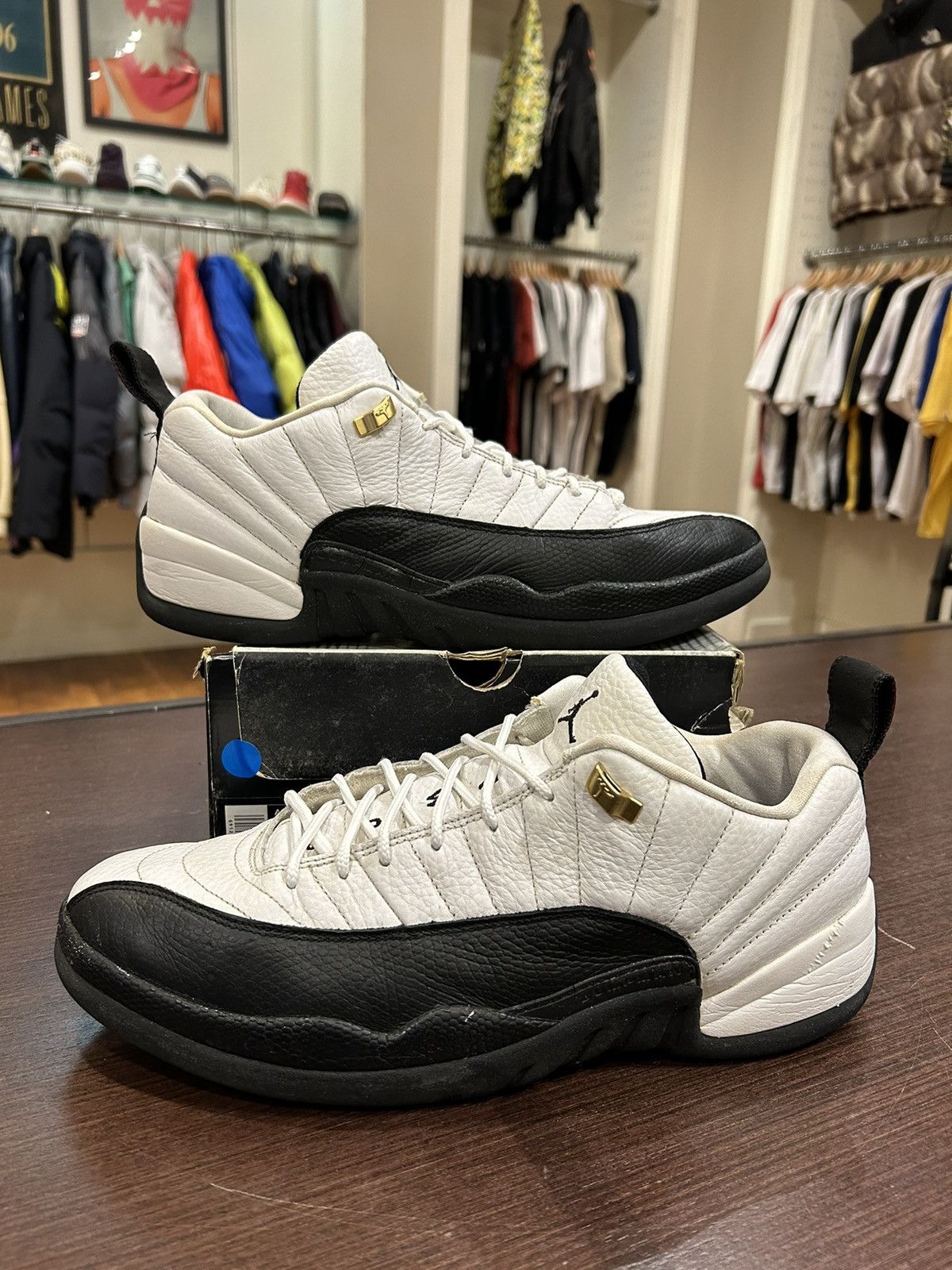 Jordan 12 Retro Low Taxi (2004)