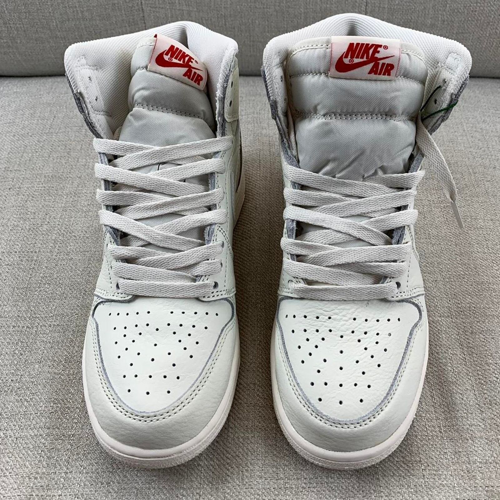 Jordan Brand 2017 Jordan 1 High “Sail” Size US 5 / IT 35 - 3 Thumbnail