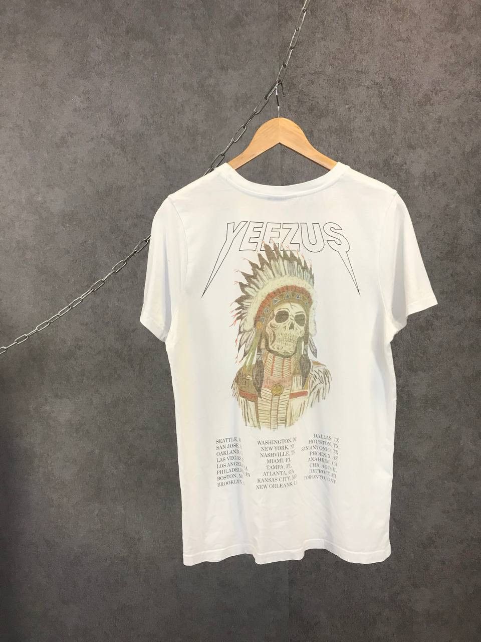 Band Tees Yeezus skulls band tour tee Size US S / EU 44-46 / 1 - 2 Thumbnail