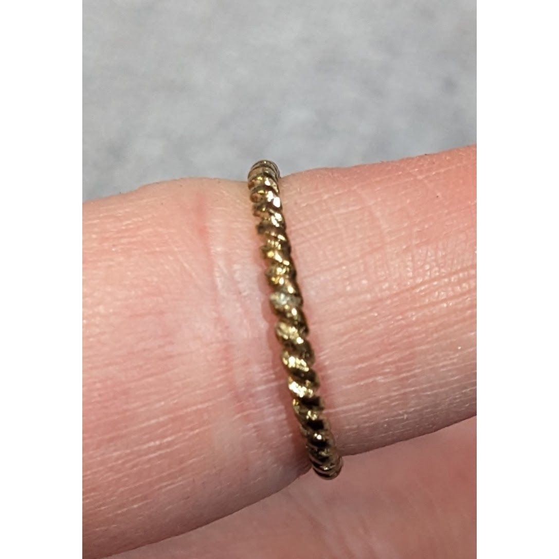 Other Simple Twisted Gold Tone Ring With Small Green Cabochon Size Size ONE SIZE - 10 Thumbnail