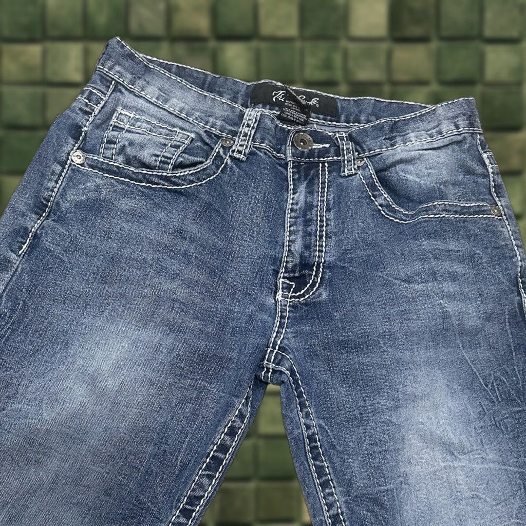 Vintage True Luck Jeans Mens 30X32 Straight Blue Stretch Denim 5-Pocket Regular Rise Distressed Cowboy Logo USA Size US 30 / EU 46 - 1 Thumbnail
