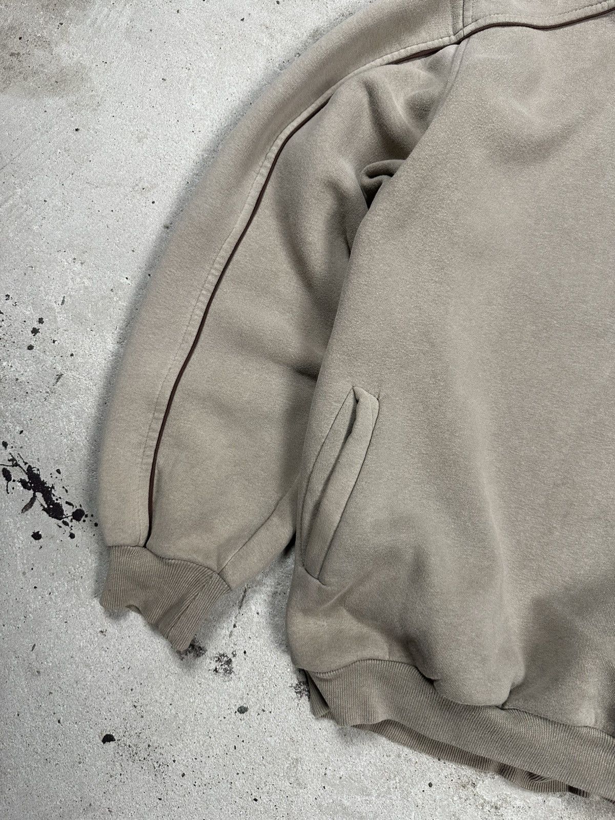 Nike Vintage Y2K Nike Beige Boxy Fit Hoodie Swoosh Print Size US M / EU 48-50 / 2 - 3 Thumbnail