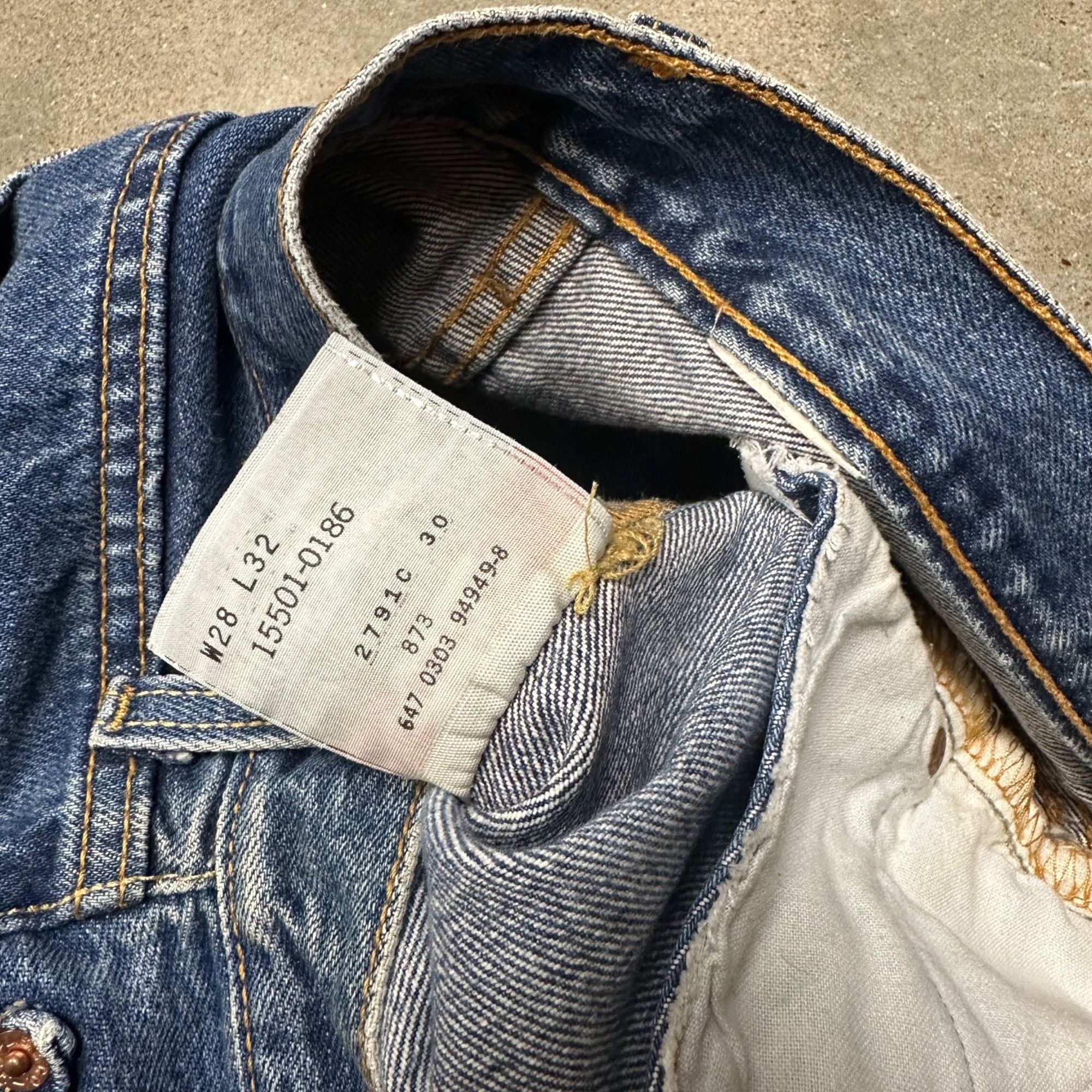 Levi's × Vintage Vintage 90s Levi’s 501 USA Women’s Jeans Size 27" / US 4 / IT 40 - 5 Thumbnail