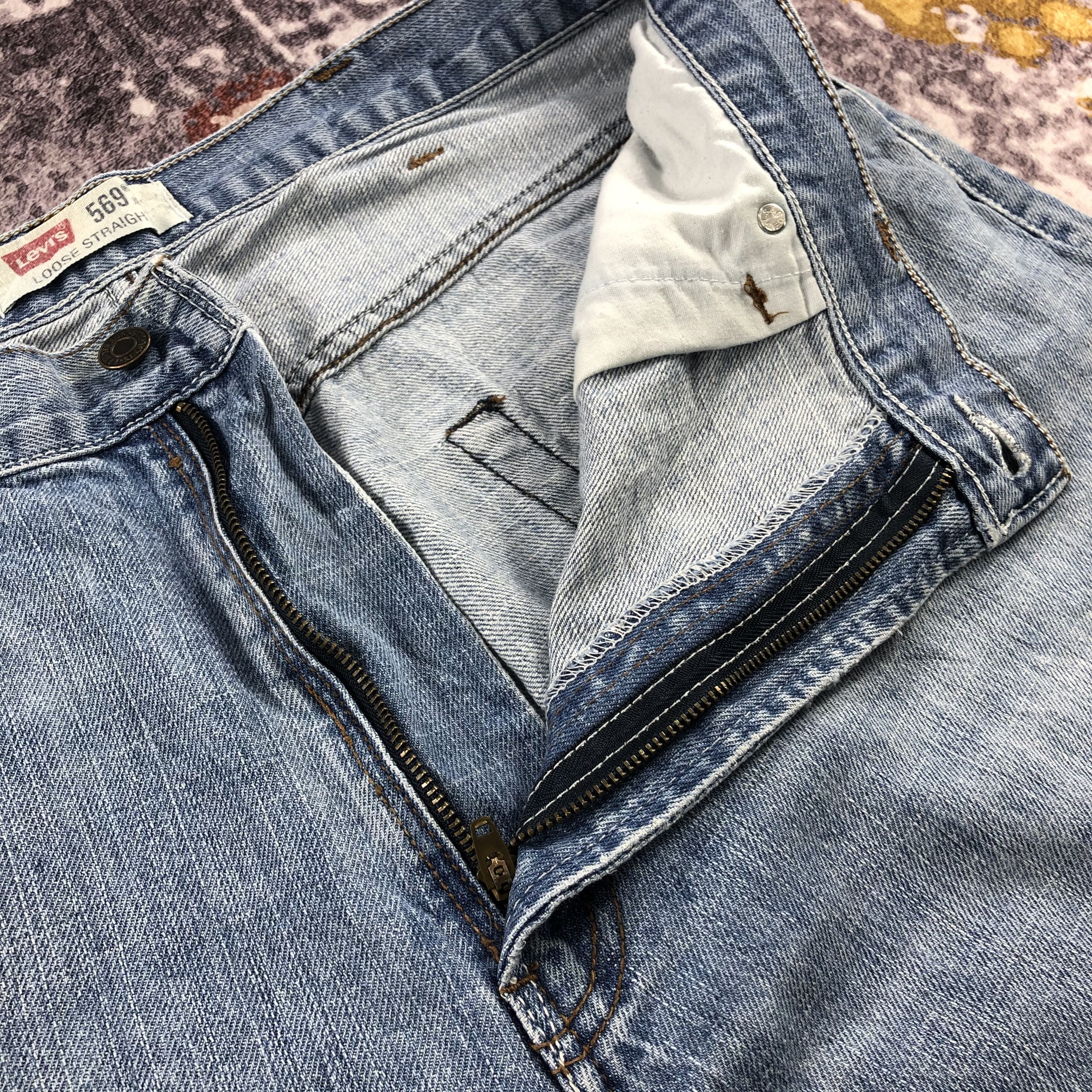 Levi's × Vintage Vintage Blue Wash Levis 569 Jeans-JM2238 Size US 40 / EU 56 - 12 Thumbnail