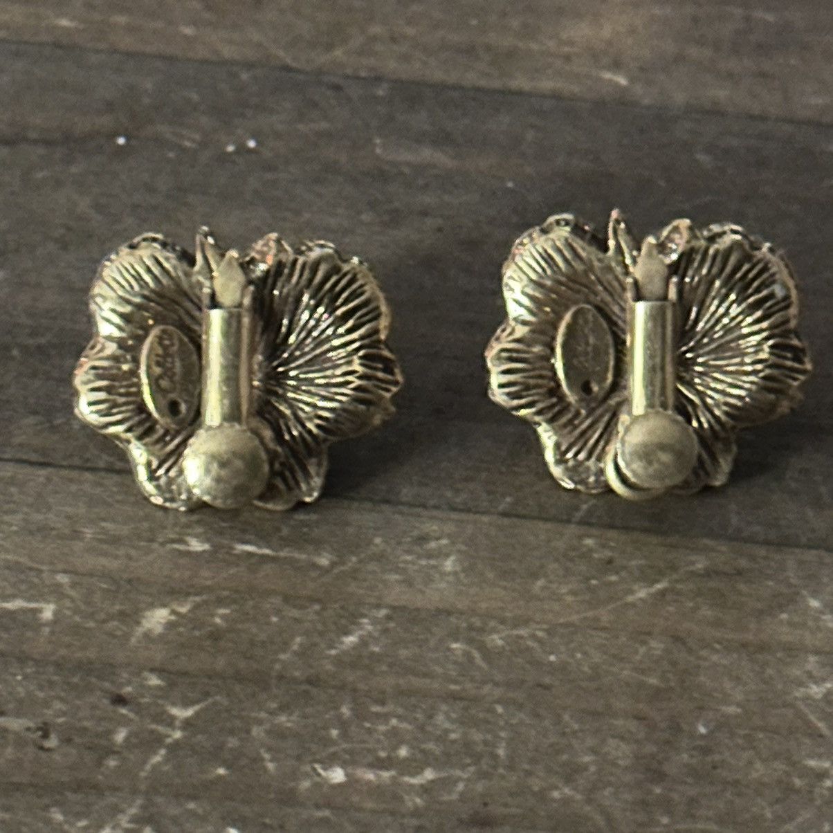 Vintage Vintage Goldette clip on rose earrings Size ONE SIZE - 2 Thumbnail
