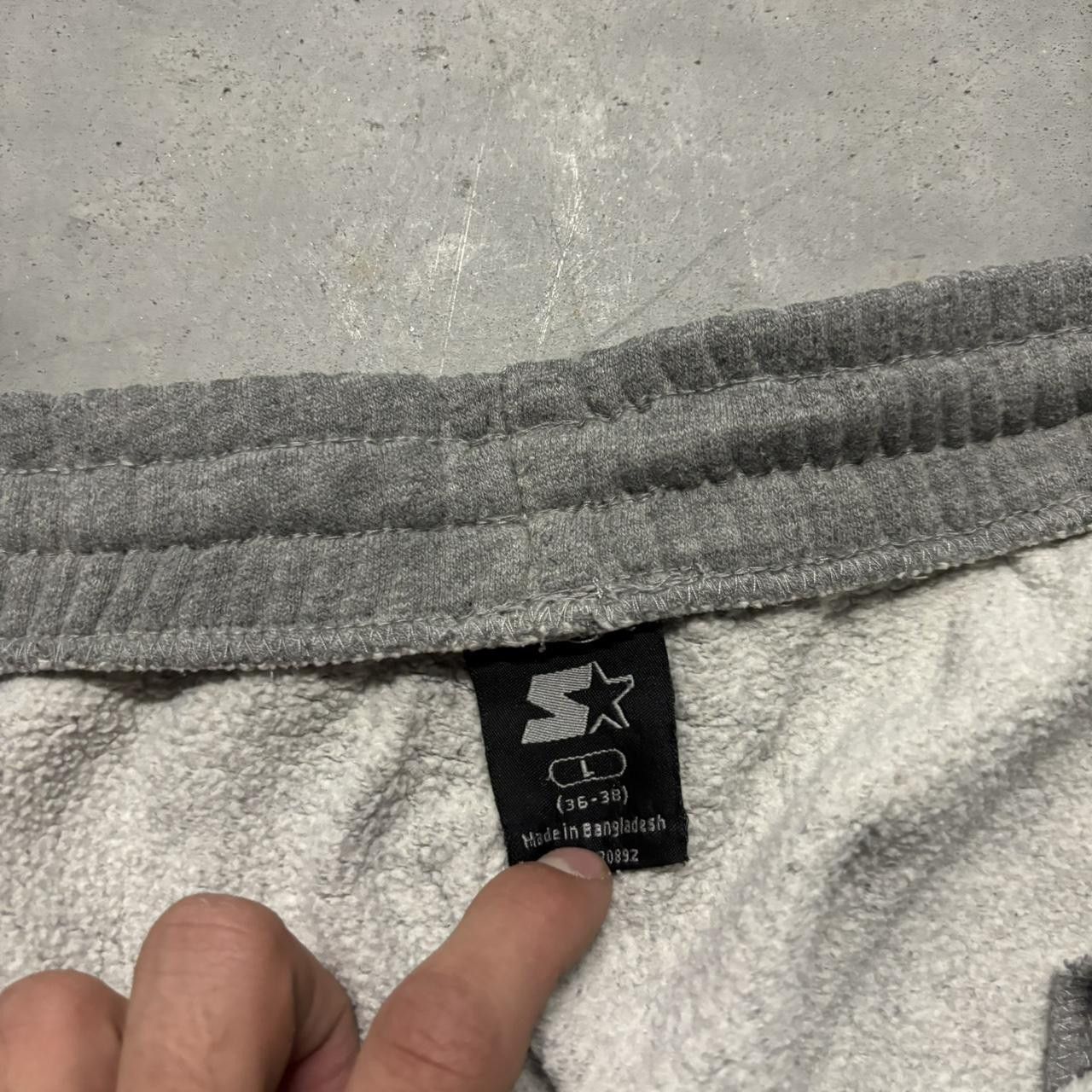 Japanese Brand × Vintage Crazy Vintage Y2K/2000s Baggy Light Grey Distressed Skater Essential Sweatpants! Size US 36 / EU 52 - 8 Thumbnail
