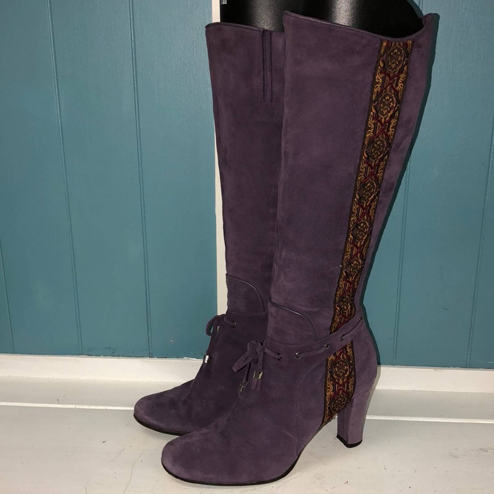 Taryn Rose purple heeled boots women’s size 38 7.5 costume