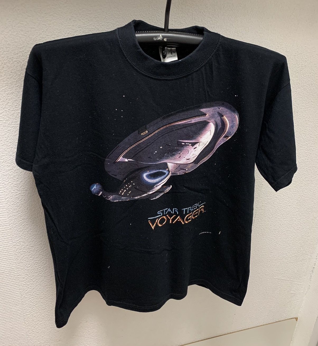 Other Star Trek Voyager 1995 vintage black t-shirt JTS L sz Size US L / EU 52-54 / 3 - 1 Thumbnail