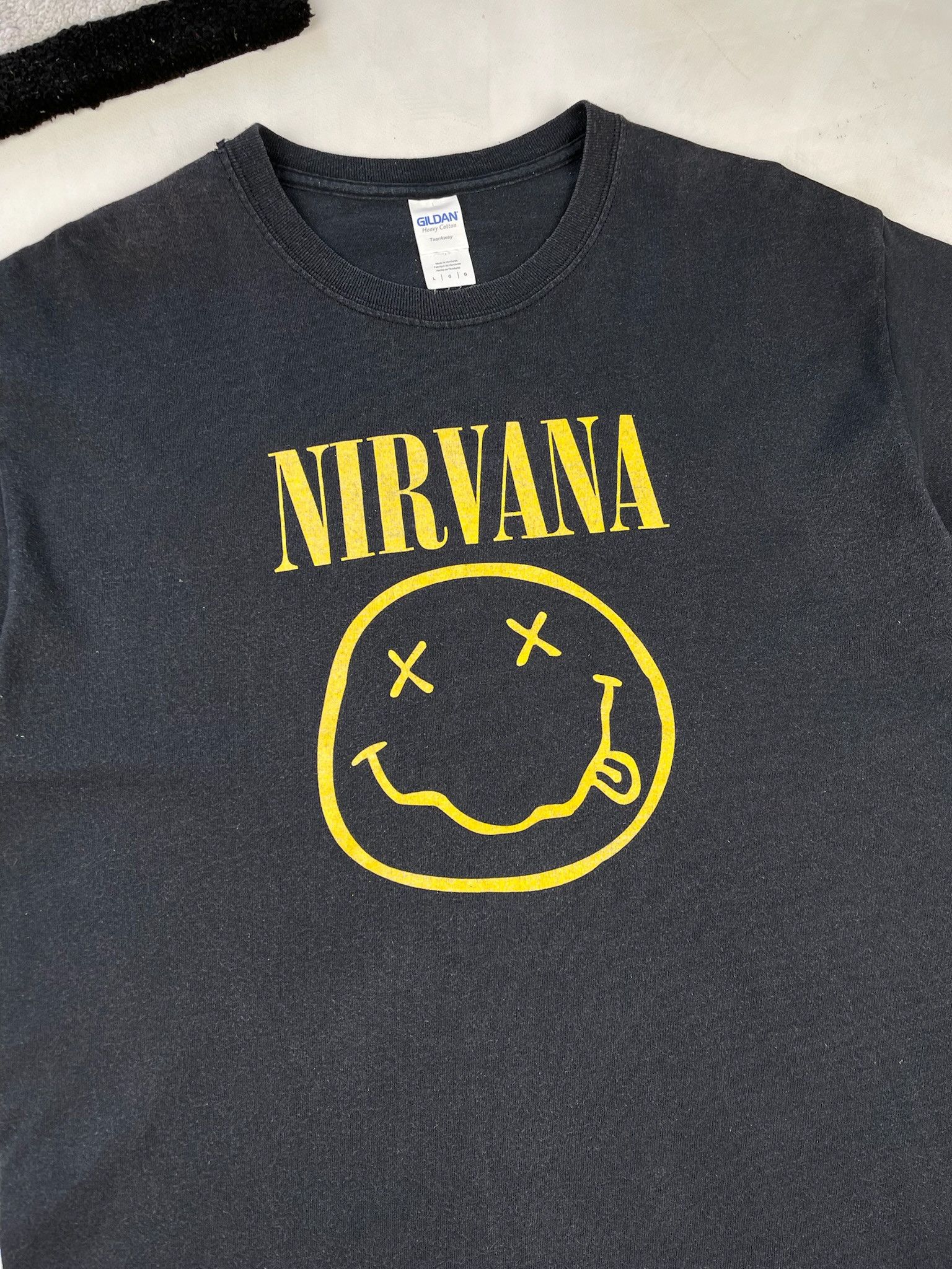 Band Tees Vintage Nirvana Smile Kurt Cobain Black Tee Size US L / EU 52-54 / 3 - 2 Thumbnail