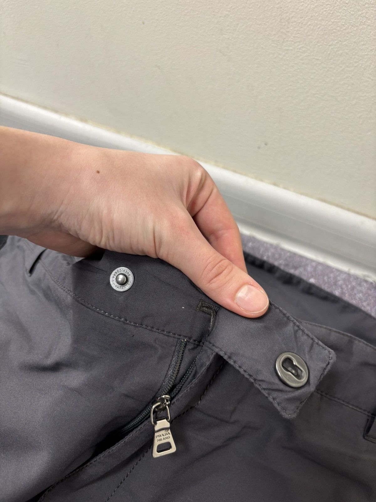 Prada Prada Gore-Tex Vintage Men’s Grey/Black Outdoor Ski Pants Size US 38 / EU 54 - 12 Thumbnail