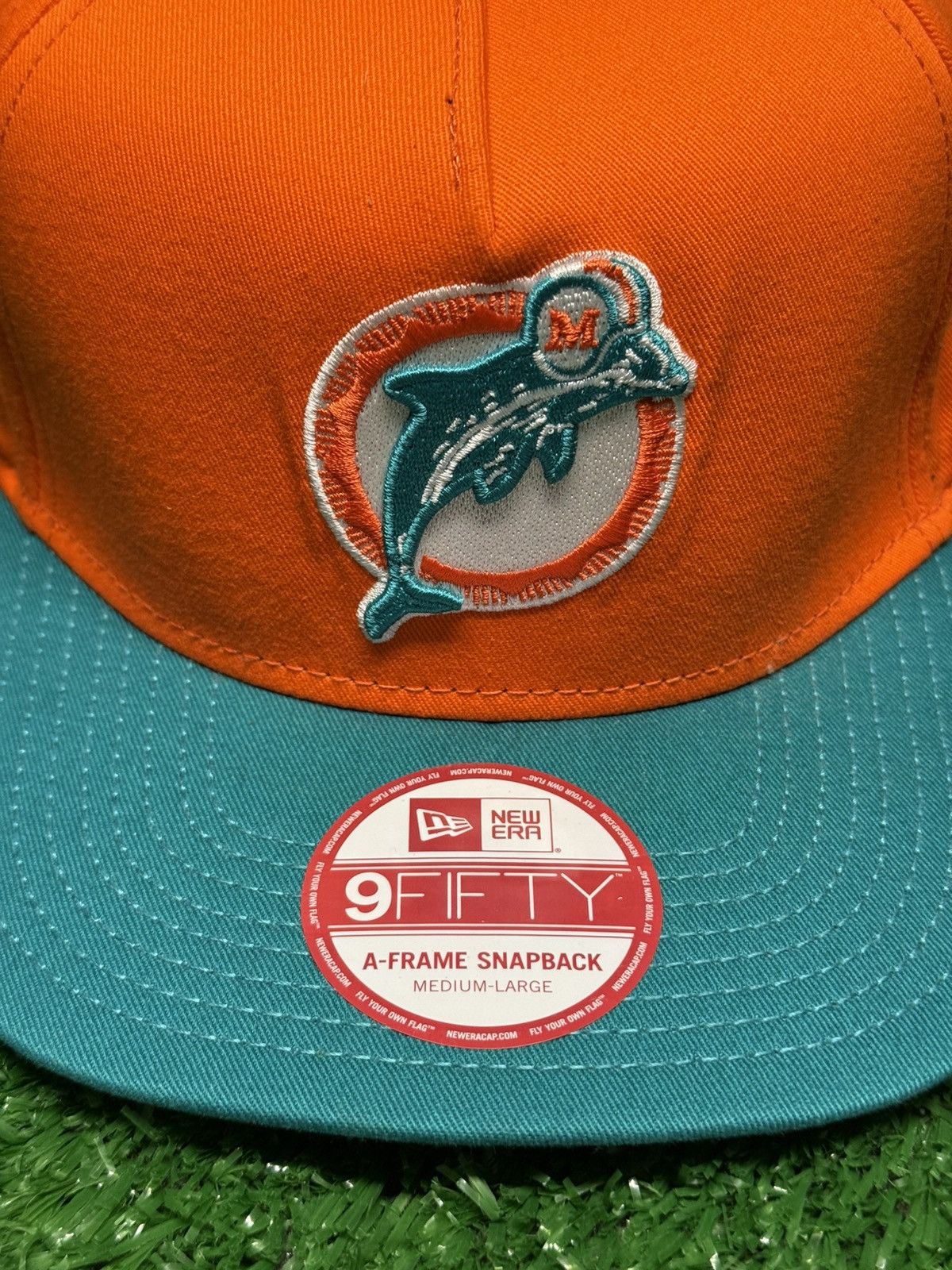 NFL Miami Dolphins NEW ERA hat Size ONE SIZE - 2 Thumbnail