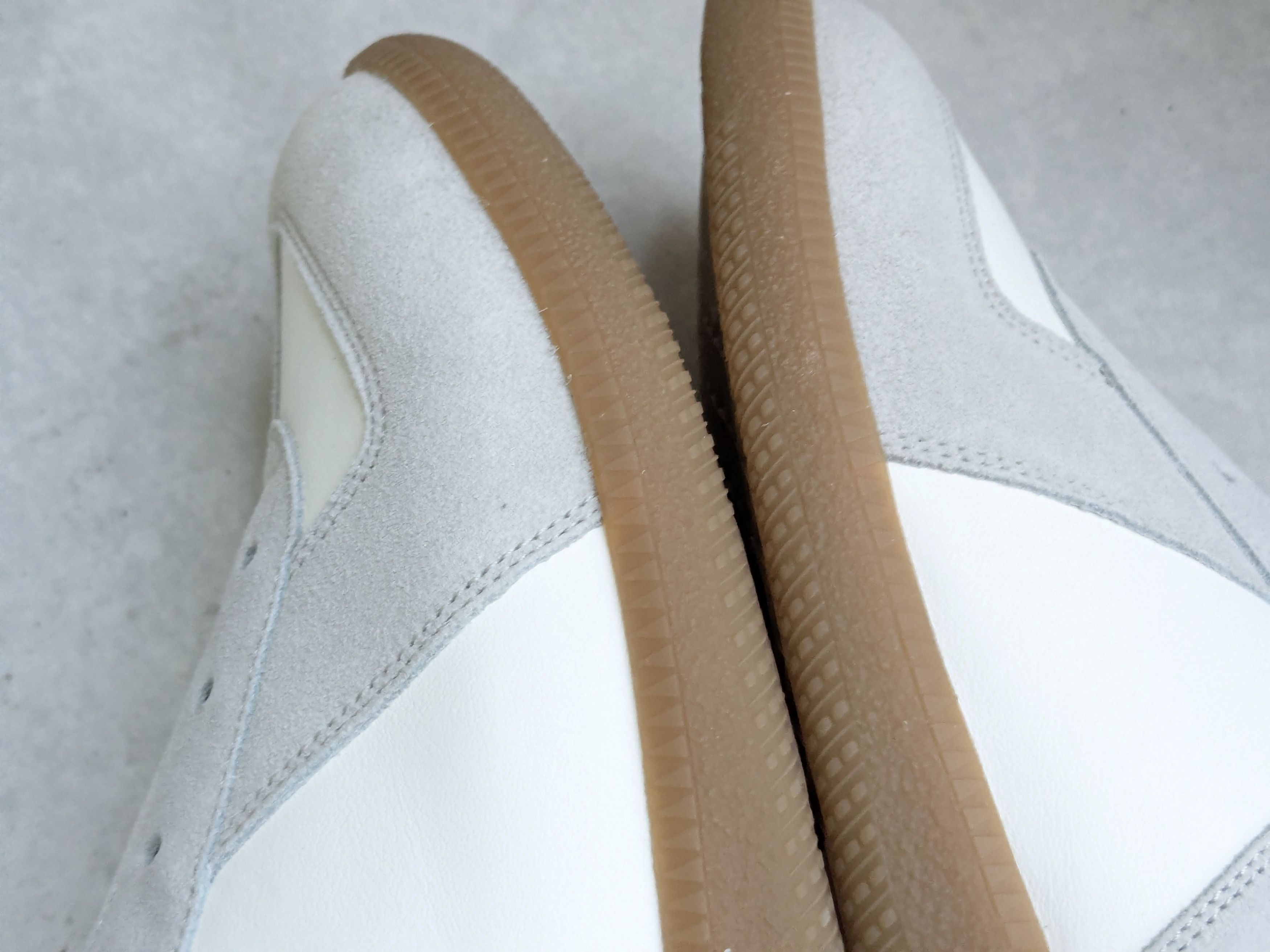 Maison Margiela Maison Margiela Replica GAT White Gray 12 45 Low Tops Size US 12 / EU 45 - 10 Thumbnail
