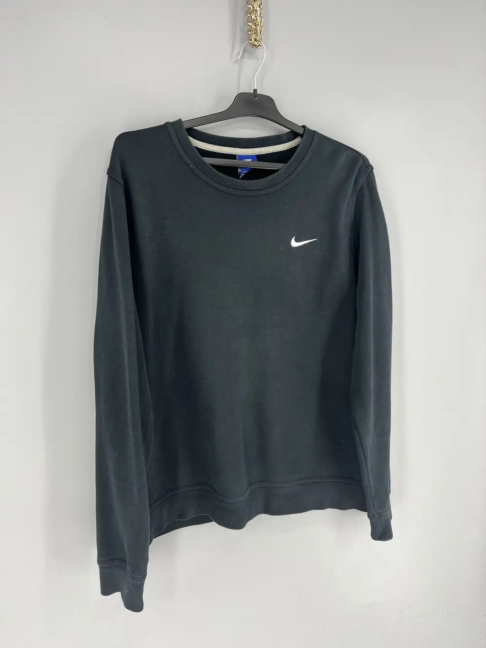 Nike Vintage Nike Black Embroidery Logos Sweatshirt Crazy Style Size US L / EU 52-54 / 3 - 2 Thumbnail