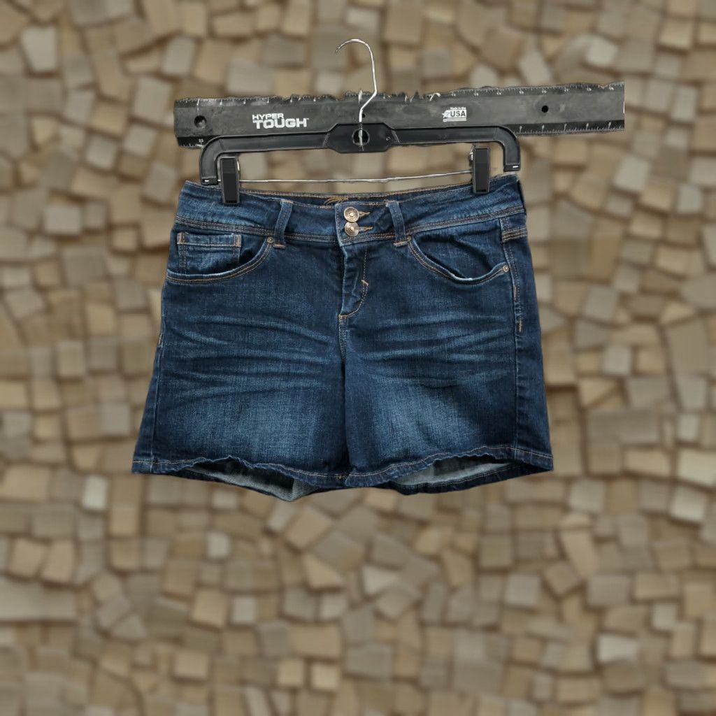 Denime dELiA*s Shorts Jeans Juniors Size 7 Mid Rise Dark Wash Blue Denim Boyfriend Casual 5-Pocket Womens XS-7? Size 28" / US 6 / IT 42 - 1 Thumbnail