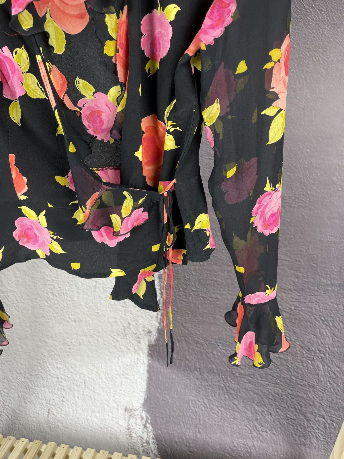 Escada Escada 100% Silk flower floral pattern top blouse Size XS / US 0-2 / IT 36-38 - 5 Thumbnail