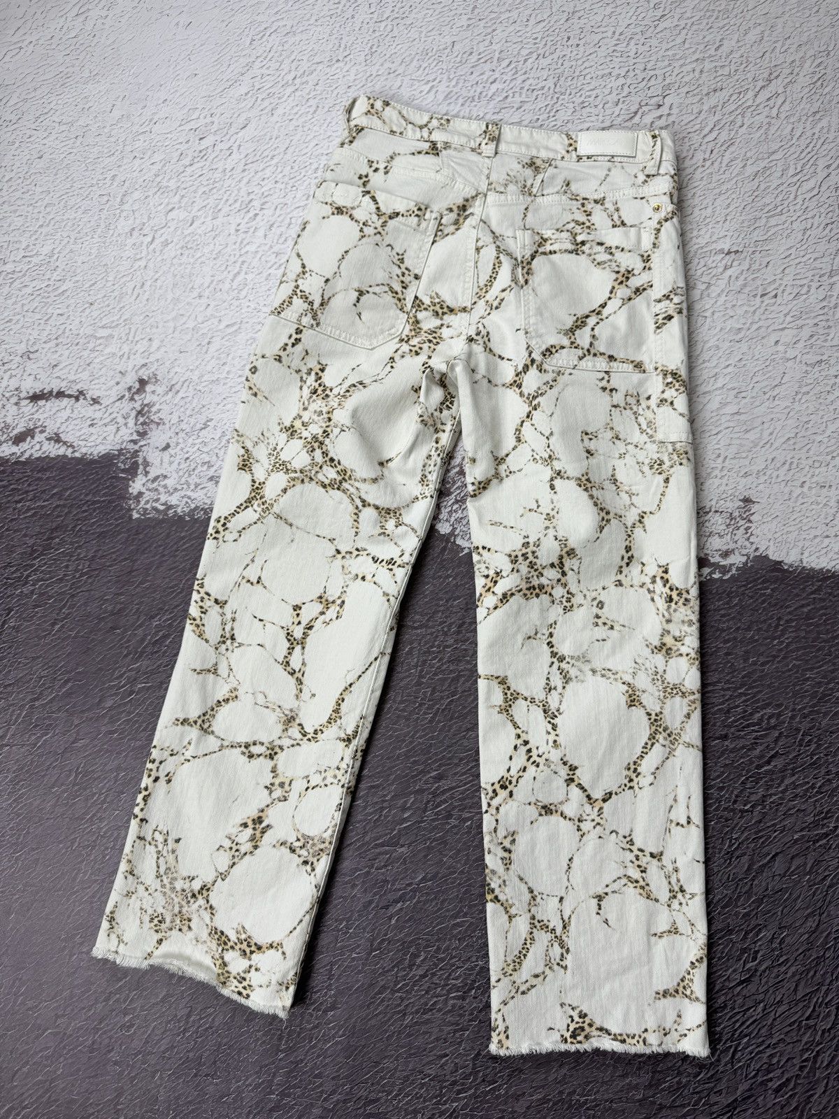 Other Marc Cain Jeans mit Allover-Animal-Print in offwhite Size 27" / US 4 / IT 40 - 13 Thumbnail