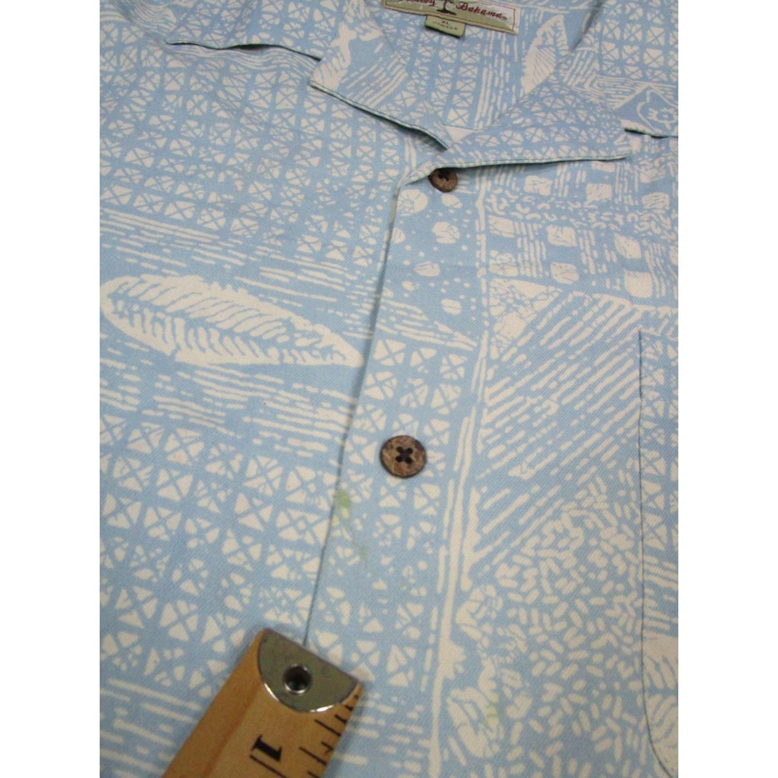 Tommy Bahama Tommy Bahama Shirt Mens XL Blue Silk Button-Up Casual Short Sleeve Collared Knit? No—Silk Button-Up Shirt, Tommy Bahama, Blue, XL, Men, Casual Size US XL / EU 56 / 4 - 5 Thumbnail