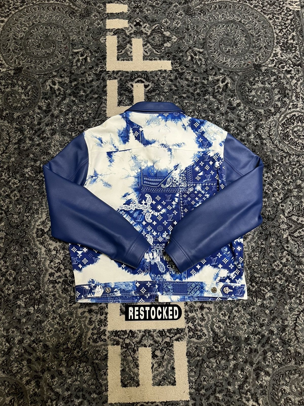 Louis Vuitton Louis Vuitton Virgil Bandana Tie Dye Denim Leather Jacket Size US L / EU 52-54 / 3 - 2 Thumbnail