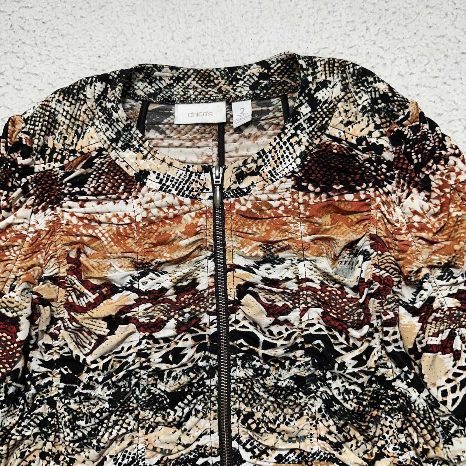 Chicos Chico's 2 Large Animal Snakeskin Ruched Sweatshirt Jacket Size L / US 10 / IT 46 - 2 Thumbnail