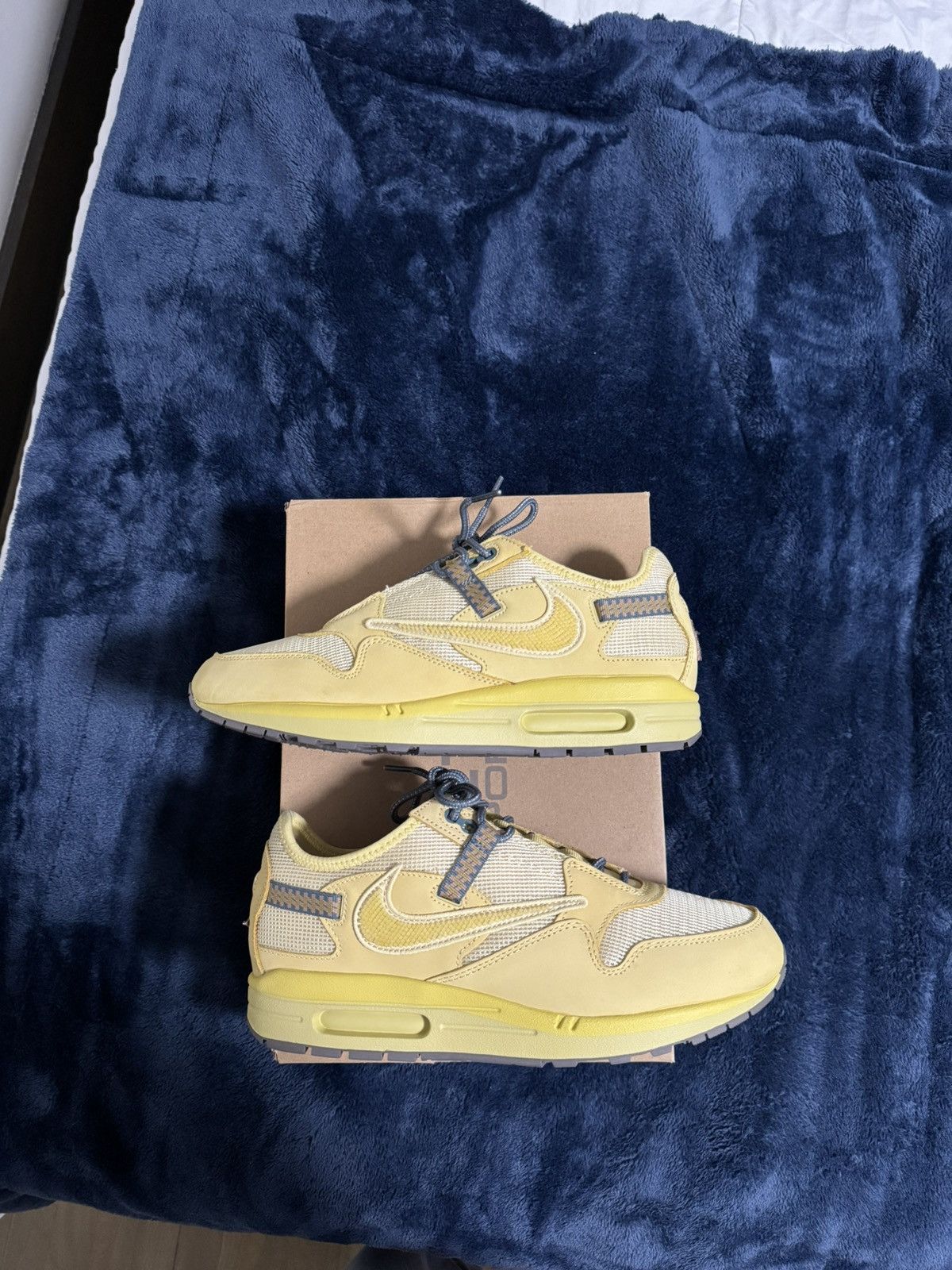 Nike × Travis Scott Travis Scott Nike Air Max 1 Size US 9.5 / EU 42-43 - 1 Thumbnail