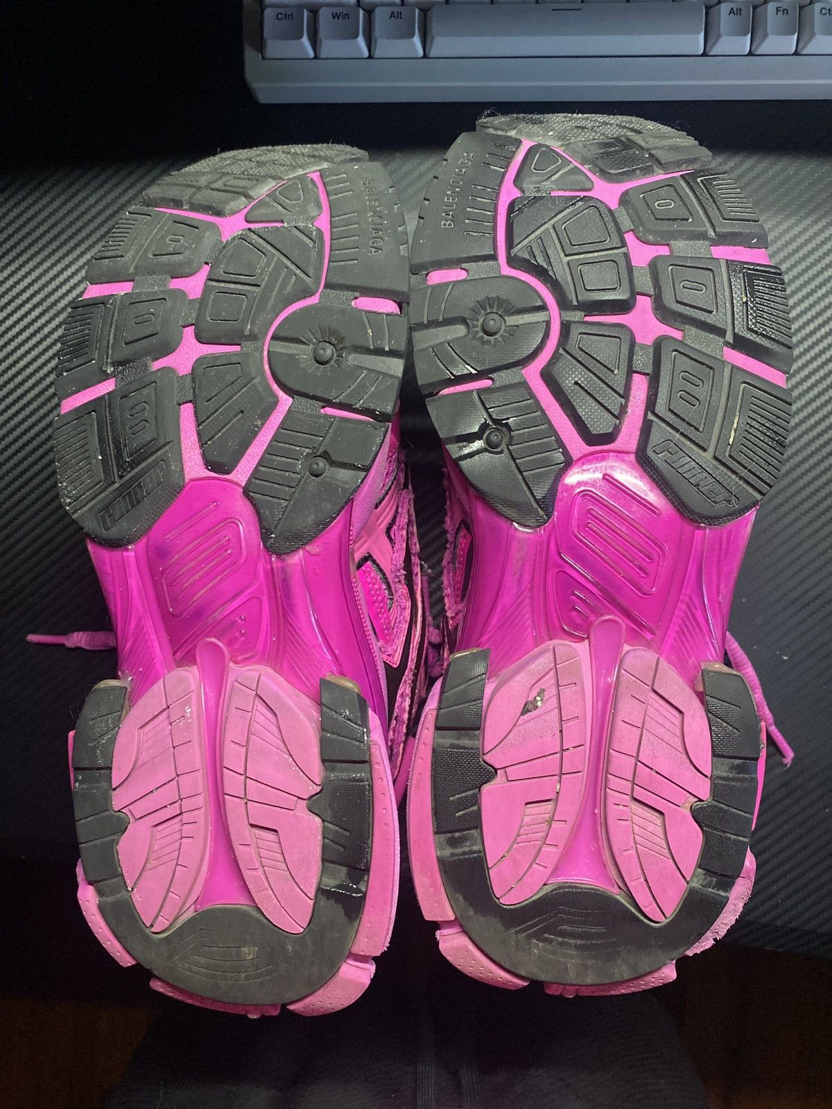 Balenciaga Balenciaga Runner “Dark Pink” Size US 7.5 / EU 40-41 - 3 Thumbnail