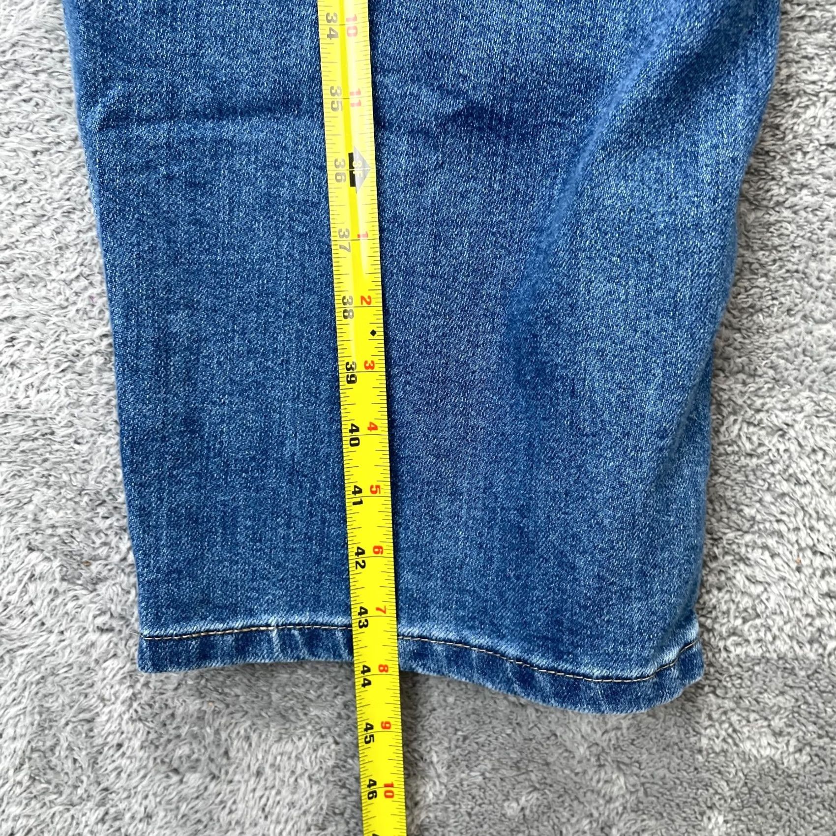 Wrangler Wrangler Jeans Mens 54x28 Blue Cowboy Cut Stretch Flex Straight Denim Work Ranch Jeans Mens 54 28 Blue Wrangler Rugged Wear Cowboy Western Shirt? Size US 38 / EU 54 - 6 Thumbnail