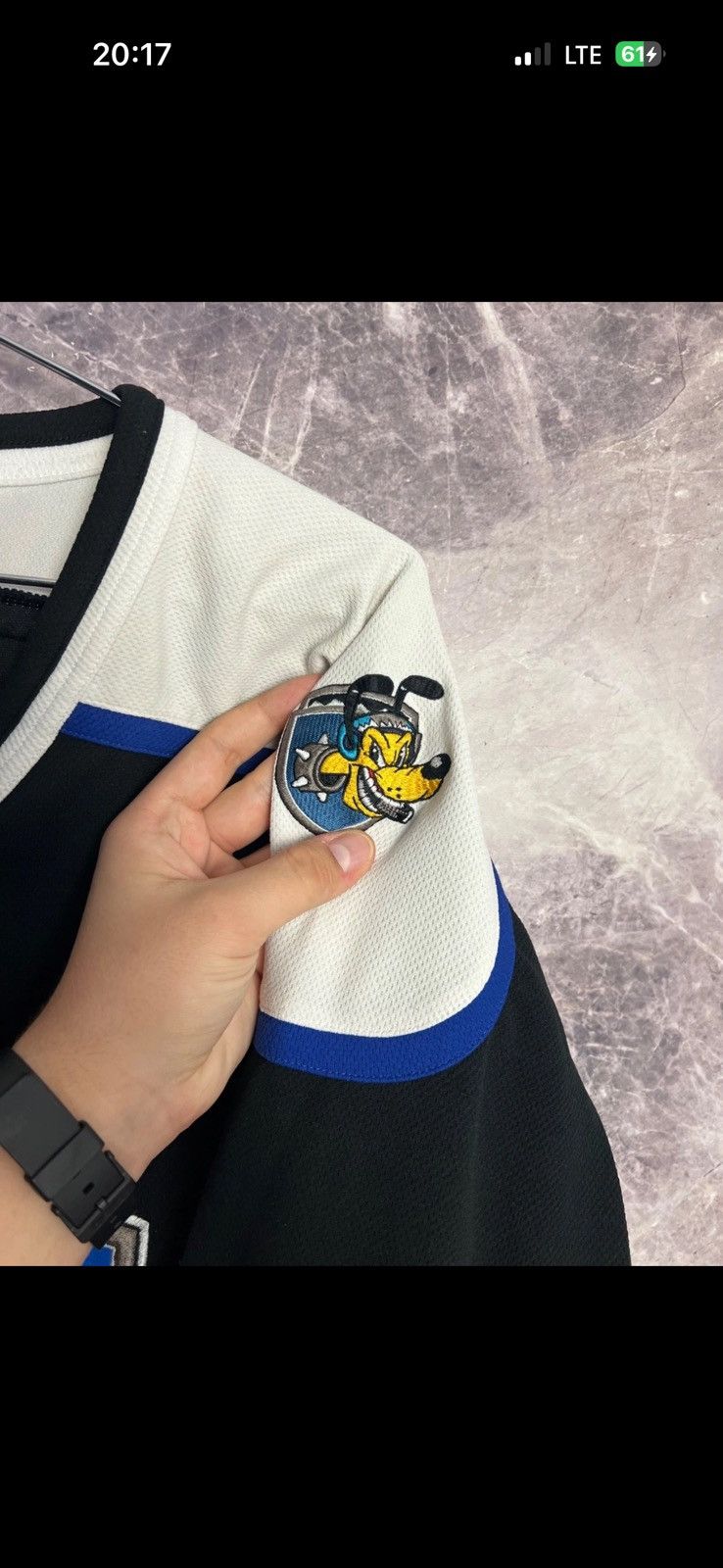 Disney Crazy Y2K! Vintage Disney Pluto K9 ice hockey jersey ! Size US M / EU 48-50 / 2 - 9 Thumbnail
