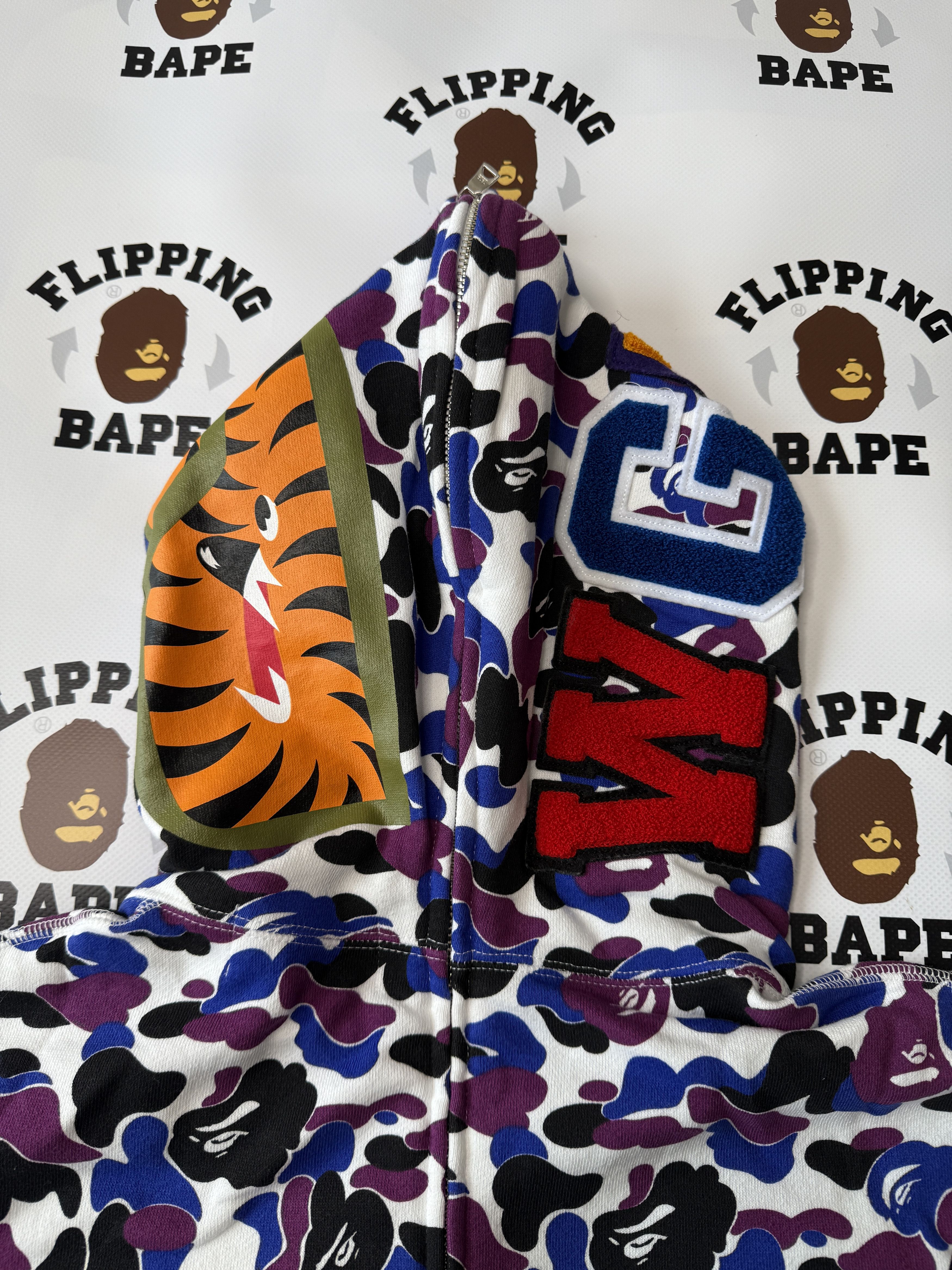 Bape BAPE STORE HONG KONG SEPARATE SHARK FULL ZIP HOODIE Size US L / EU 52-54 / 3 - 7 Thumbnail