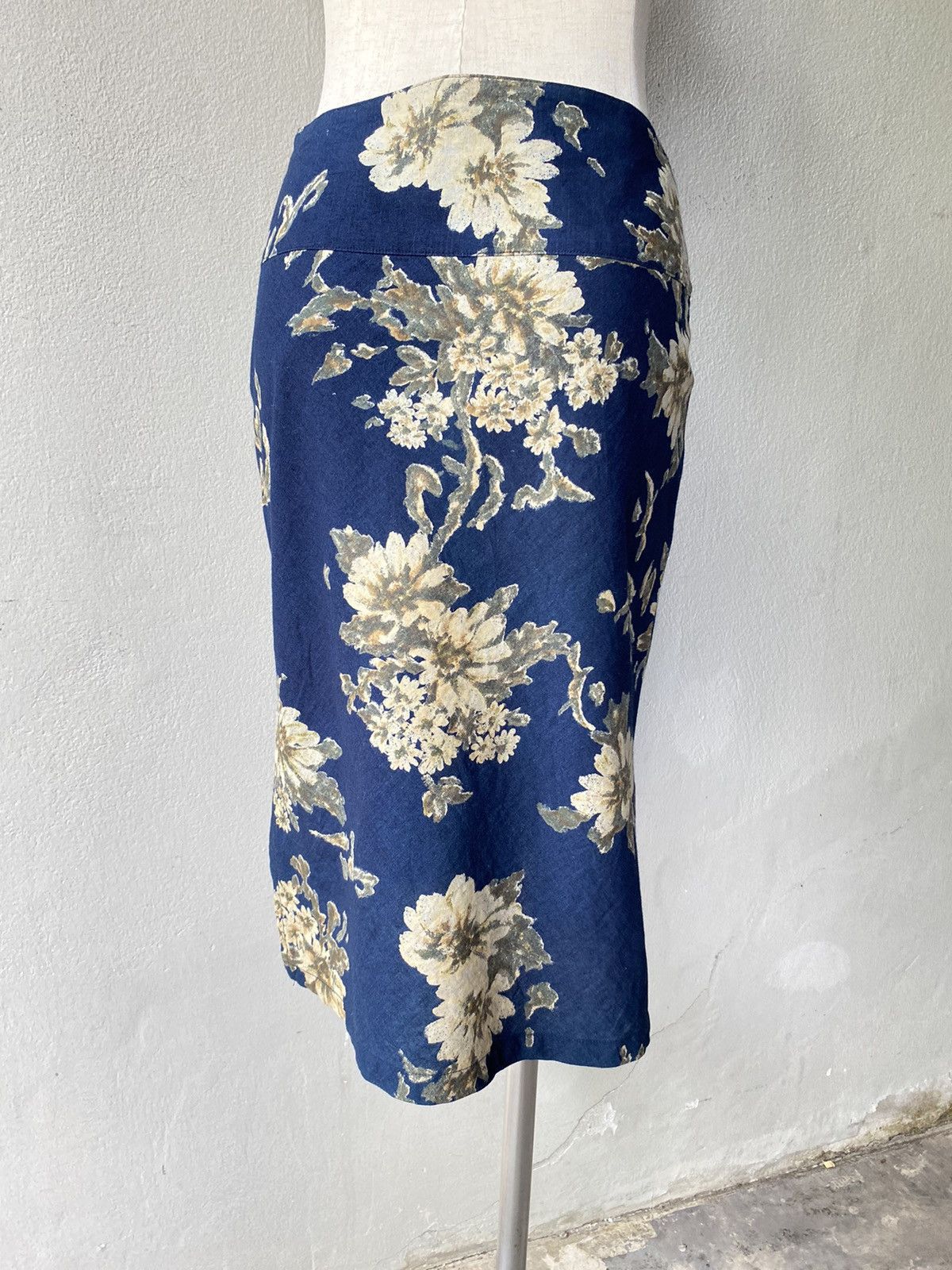 image of 45Rpm 45 Rpm Floral Printed Skirt in Blue, Women's (Size 26)