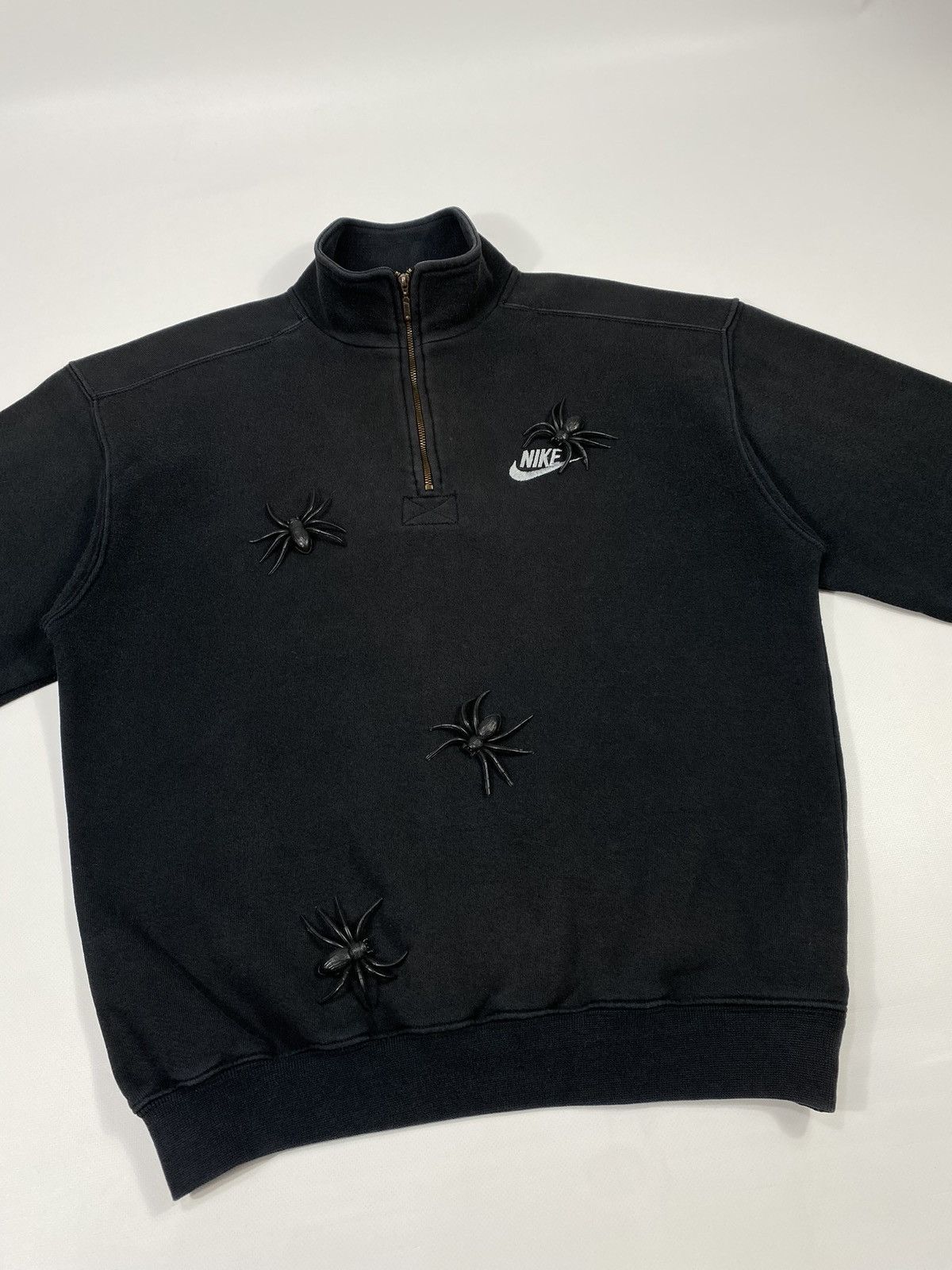 Nike 🔥LASTDROP🔥 Vintage 90s Nike Opium Poison Spiders Sweatshirt Size US S / EU 44-46 / 1 - 4 Thumbnail