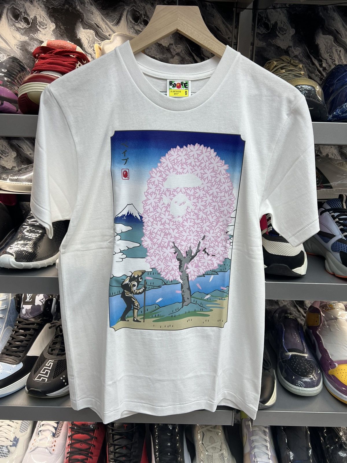 Bape Bape Sakura Tee Size S / US 4 / IT 40 - 1 Thumbnail