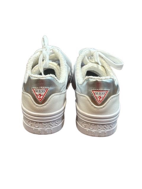 Guess GUESS Sybella Low Top Round Tow Sneakers in White Size US 8 / IT 38 - 5 Thumbnail