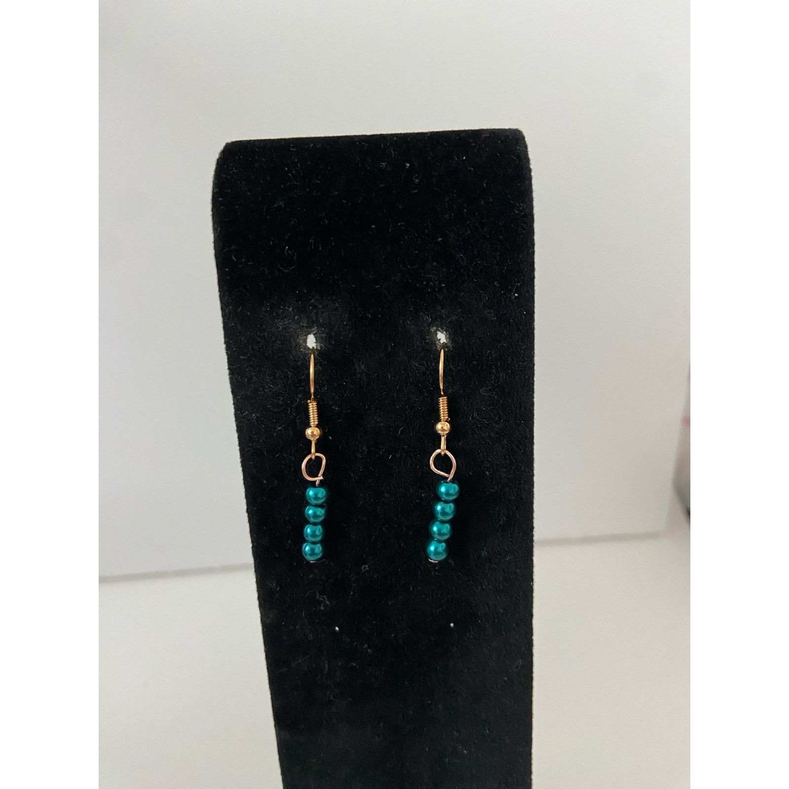 Handmade green bead earrings Size ONE SIZE - 1 Thumbnail