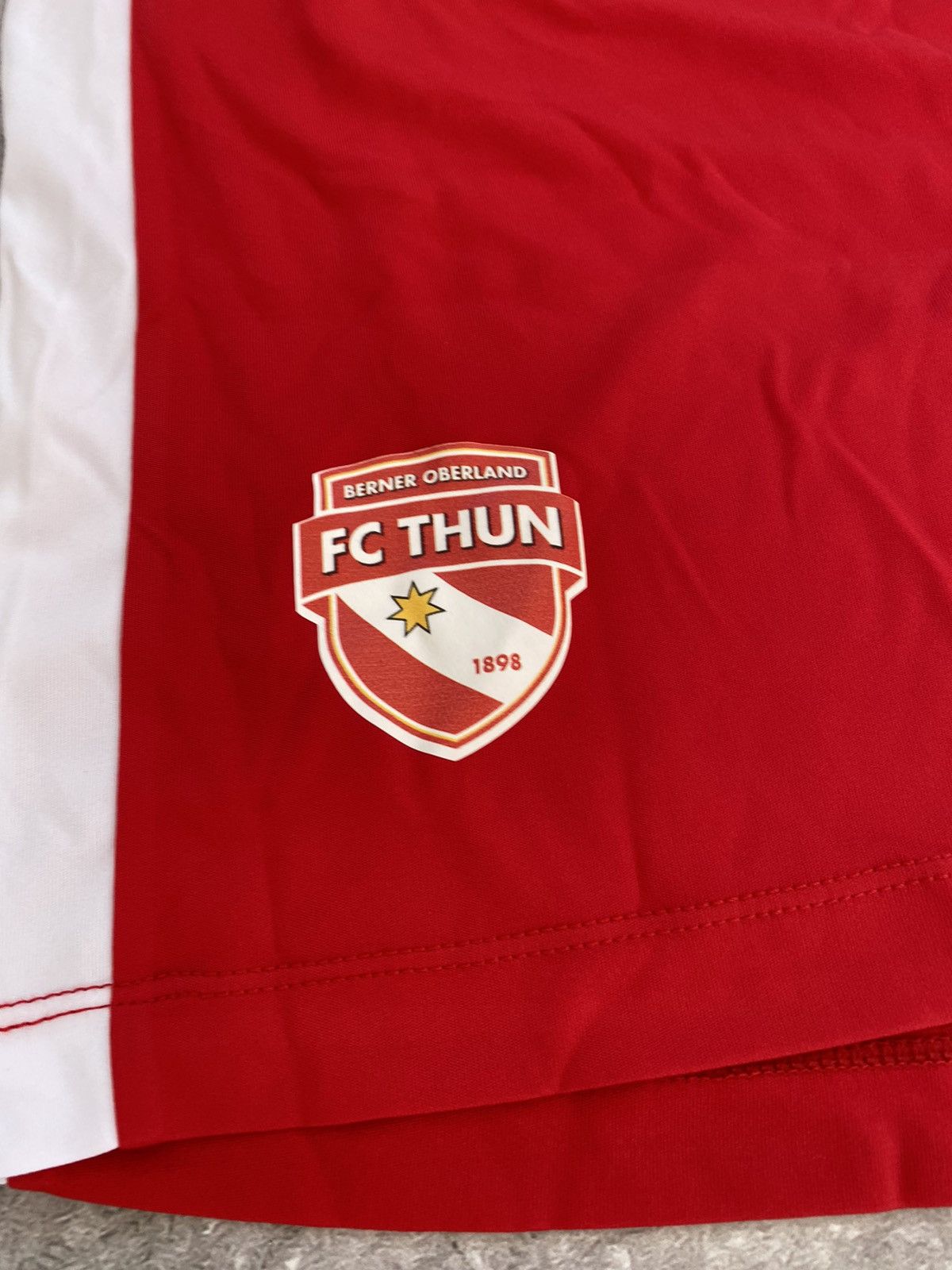 Macron Rare FC Thun Macron Soccer Football Suit Jersey & Shorts Y2K Size US M / EU 48-50 / 2 - 10 Thumbnail