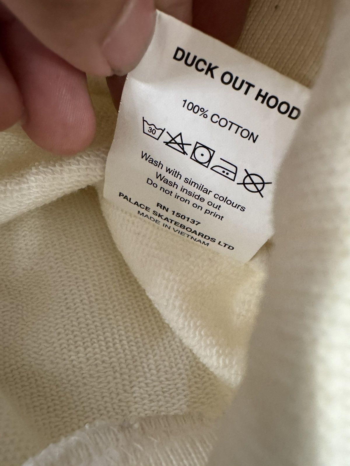 Palace Palace Duck Out Hood Hoodie White L Sweatshirt FW19 Used Size US L / EU 52-54 / 3 - 7 Thumbnail