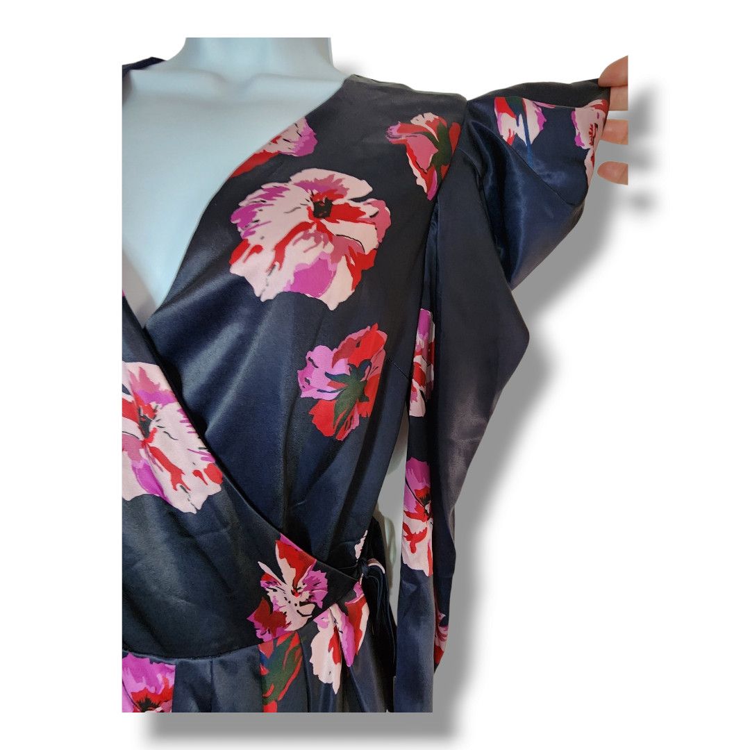 Joie Joie Miltona Navy Blue Floral Midi Wrap Dress Size Small Size S / US 4 / IT 40 - 8 Thumbnail