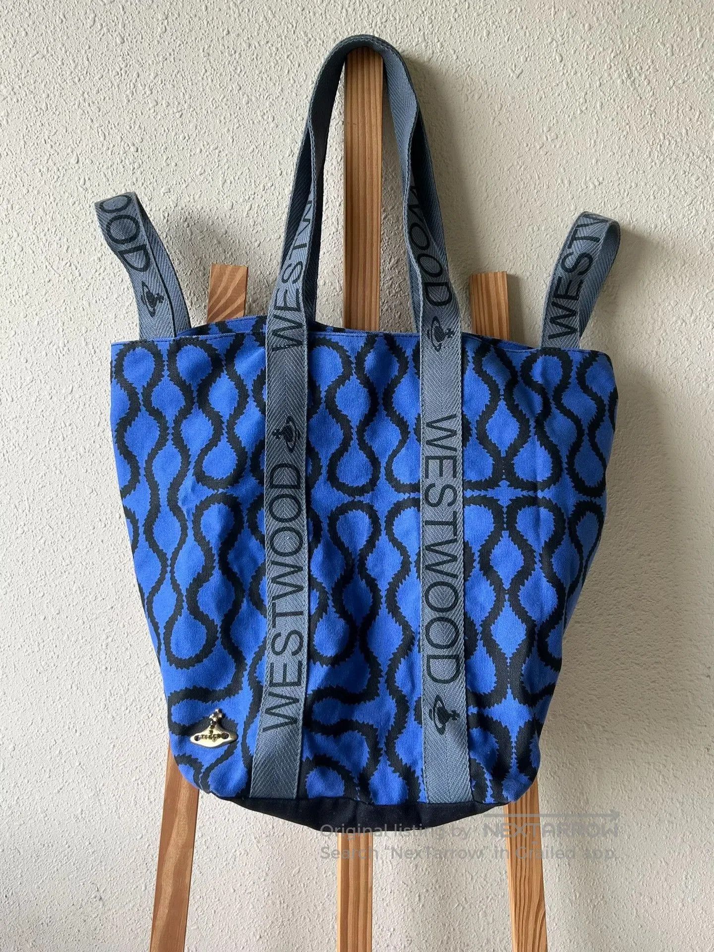 Vivienne Westwood Vivienne Westwood Vintage Pirate Print Canvas Shoulder Bag. Size ONE SIZE - 2 Thumbnail